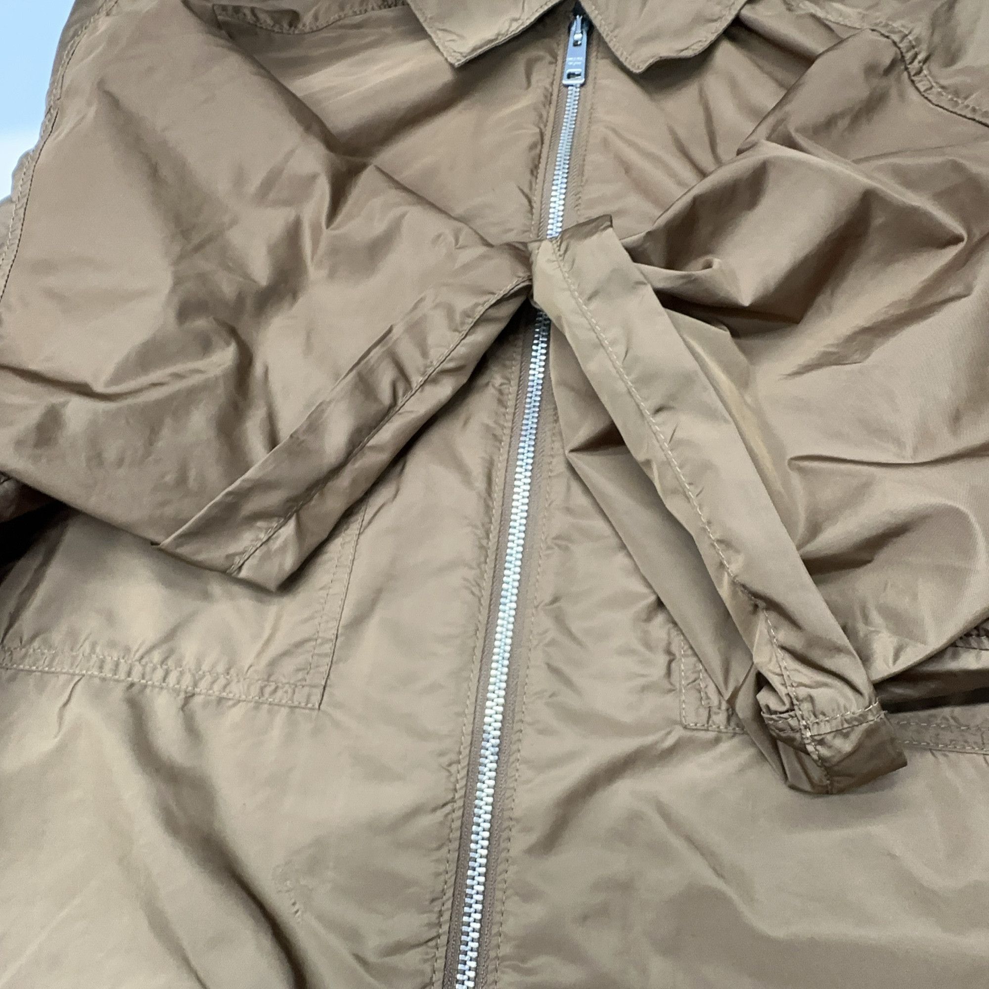 Prada Prada Re-Nylon Zip Short Sleeve Shirt Brown Size M Size US M / EU 48-50 / 2 - 7 Thumbnail