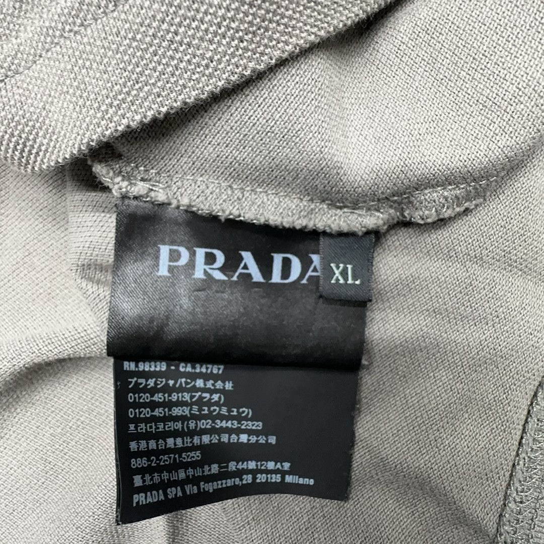 Prada Prada Logo Plaque Polo Shirt Size XL Size US XL / EU 56 / 4 - 3 Thumbnail