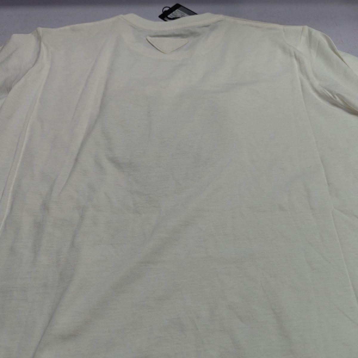 Prada Prada Heart Patch Short Sleeve T-Shirt Size M Size US M / EU 48-50 / 2 - 7 Thumbnail