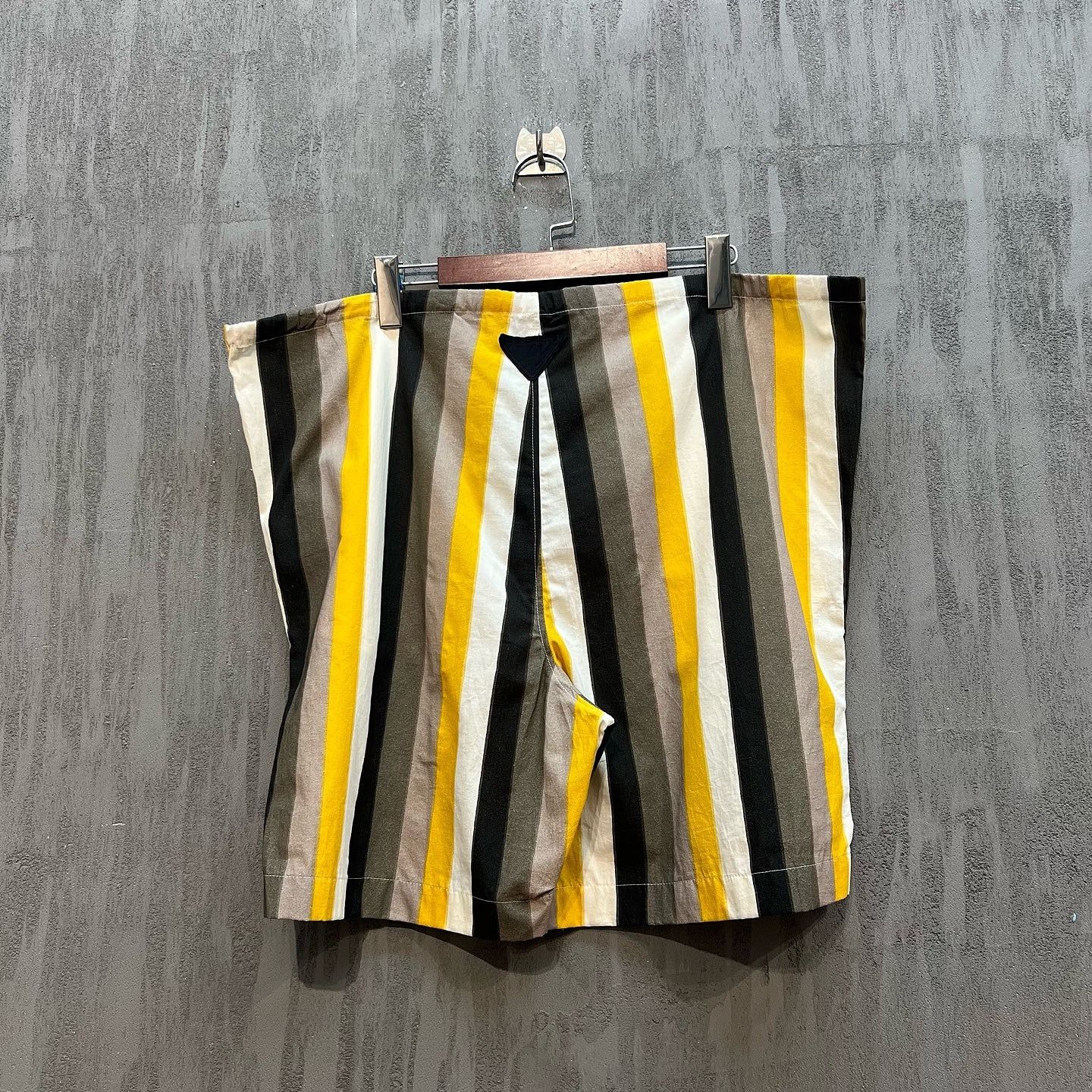 Prada Prada Striped Cotton Shorts Size 36 Size US 36 / EU 52 - 2 Thumbnail