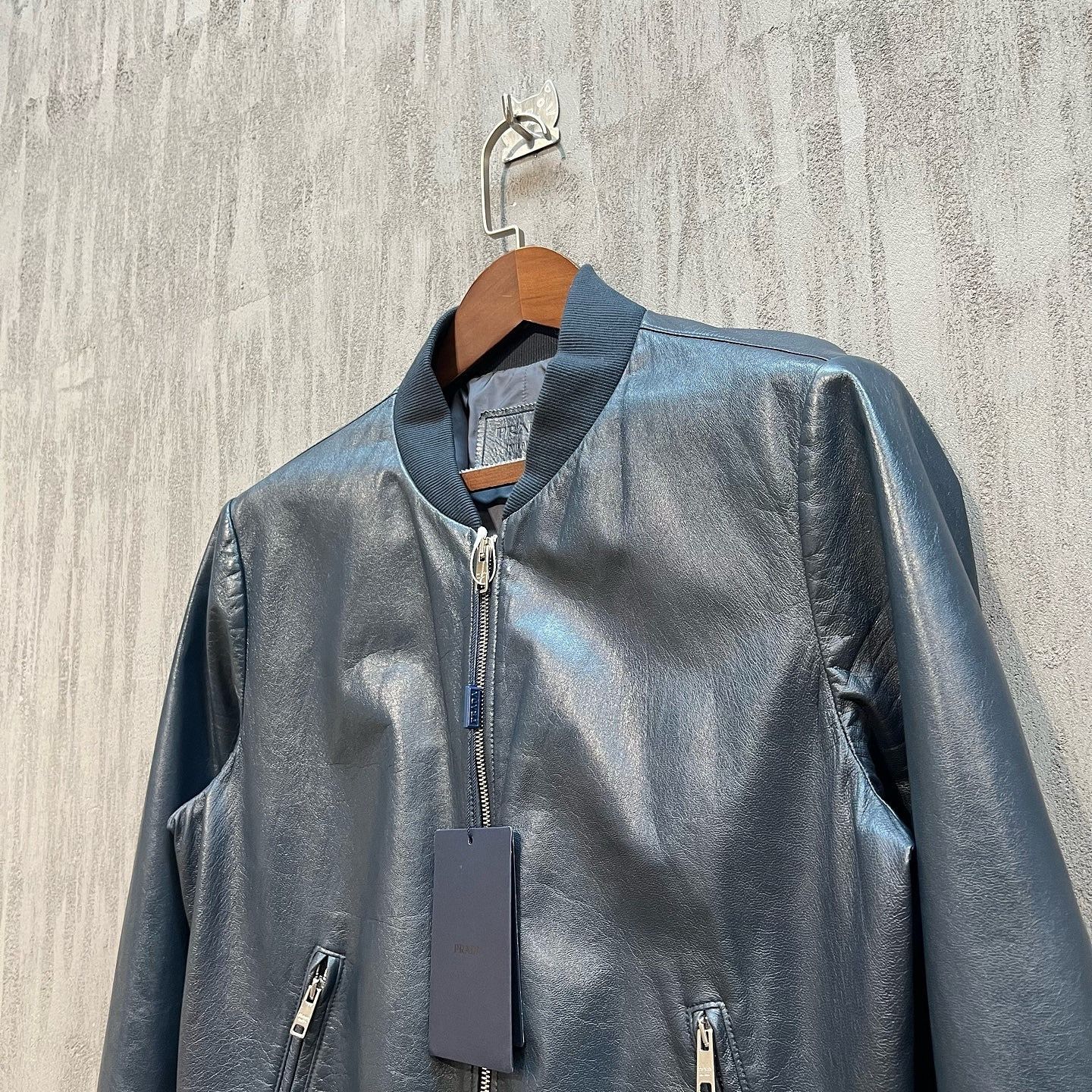 Prada Prada Leather Bomber Jacket Size M Size US M / EU 48-50 / 2 - 6 Thumbnail