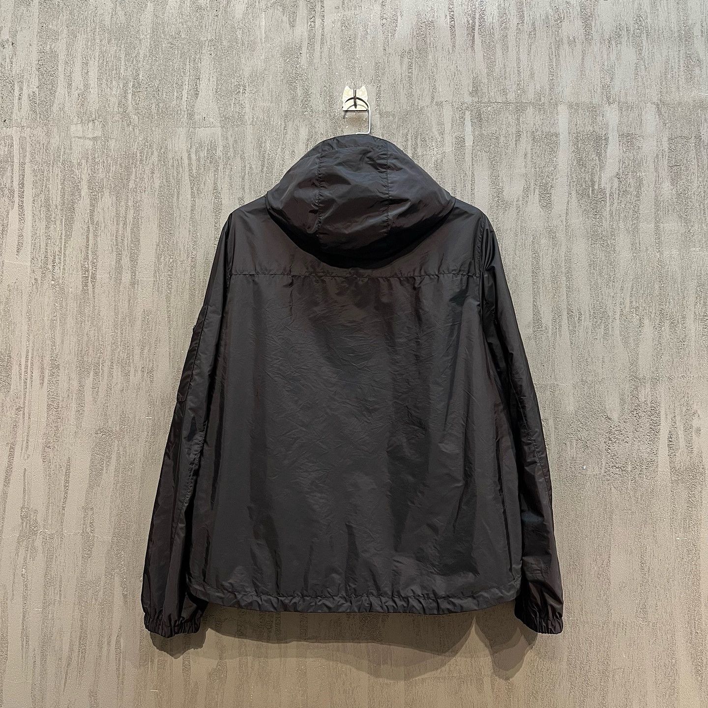 Prada Prada Reversible Re-Nylon Hooded Jacket Size 52 Size US L / EU 52-54 / 3 - 2 Thumbnail