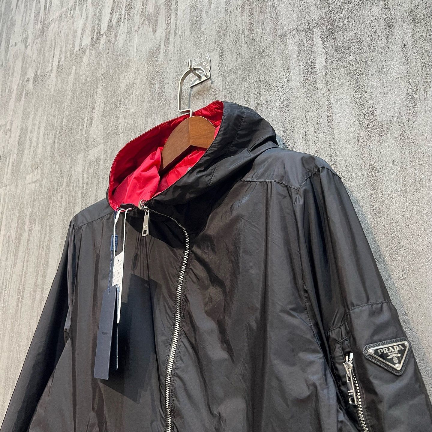 Prada Prada Reversible Re-Nylon Hooded Jacket Size 52 Size US L / EU 52-54 / 3 - 5 Thumbnail