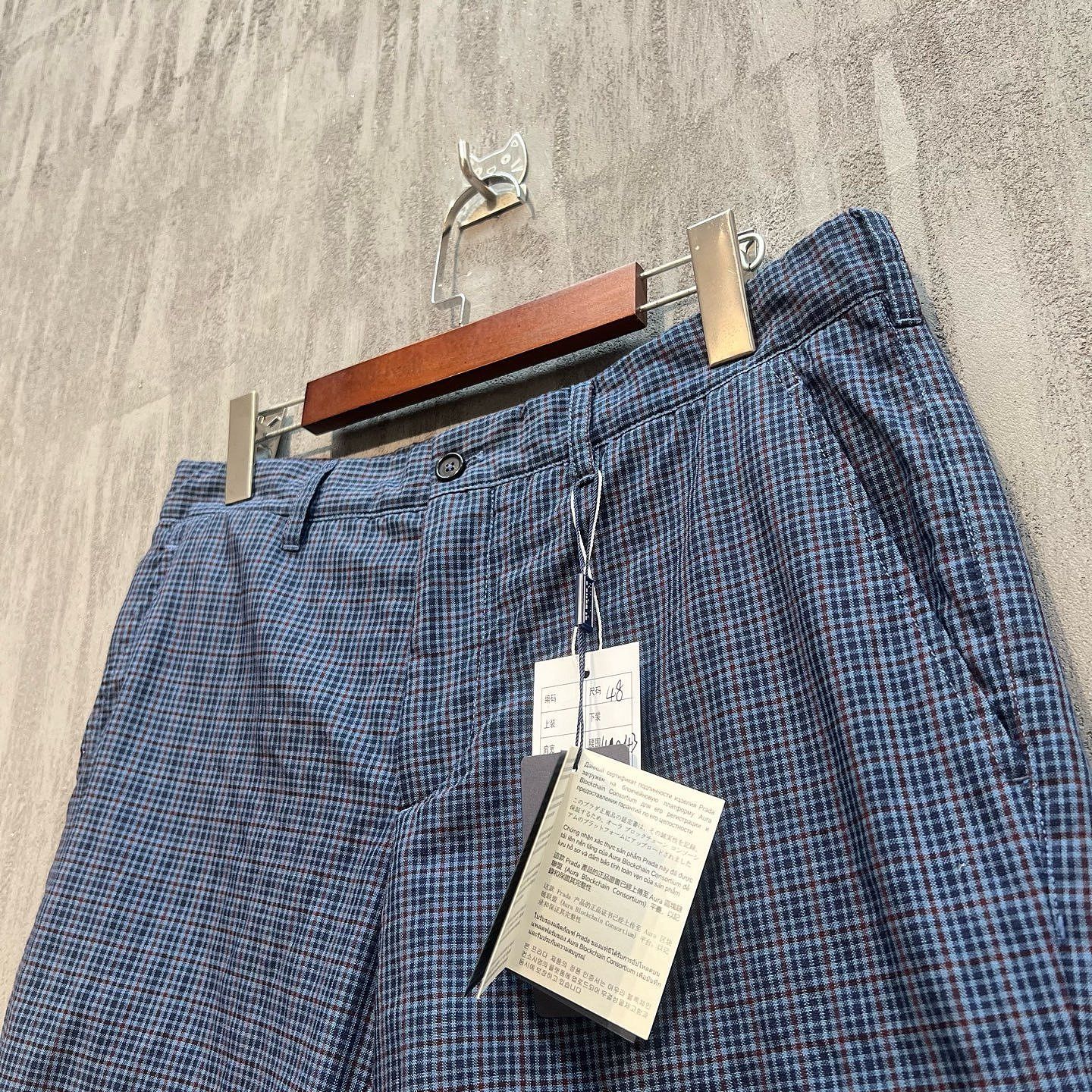 Prada Prada Check Shorts Size 32 Size US 32 / EU 48 - 5 Thumbnail