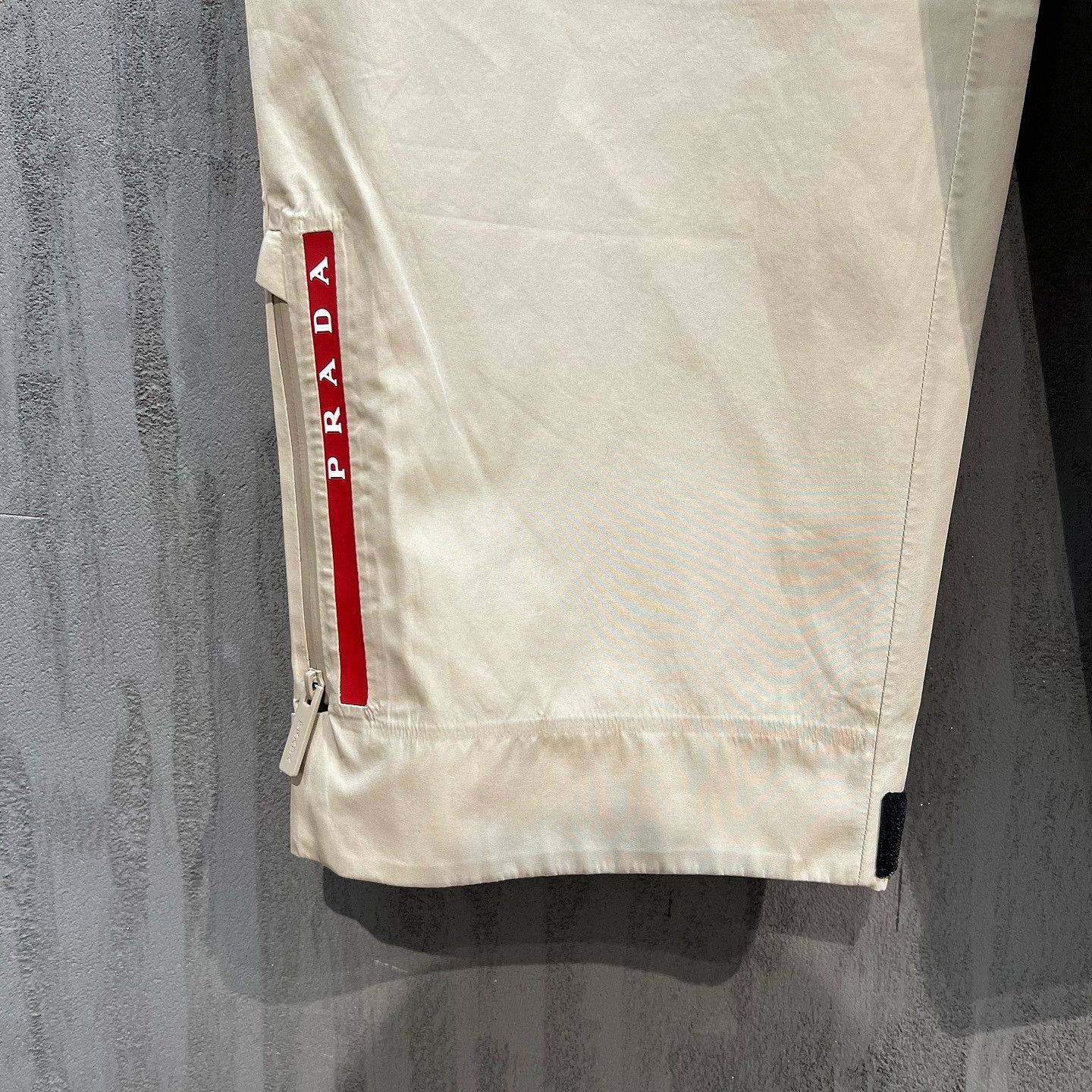 Prada Prada Red Label Logo Technical Trousers Size M Size US 32 / EU 48 - 8 Thumbnail