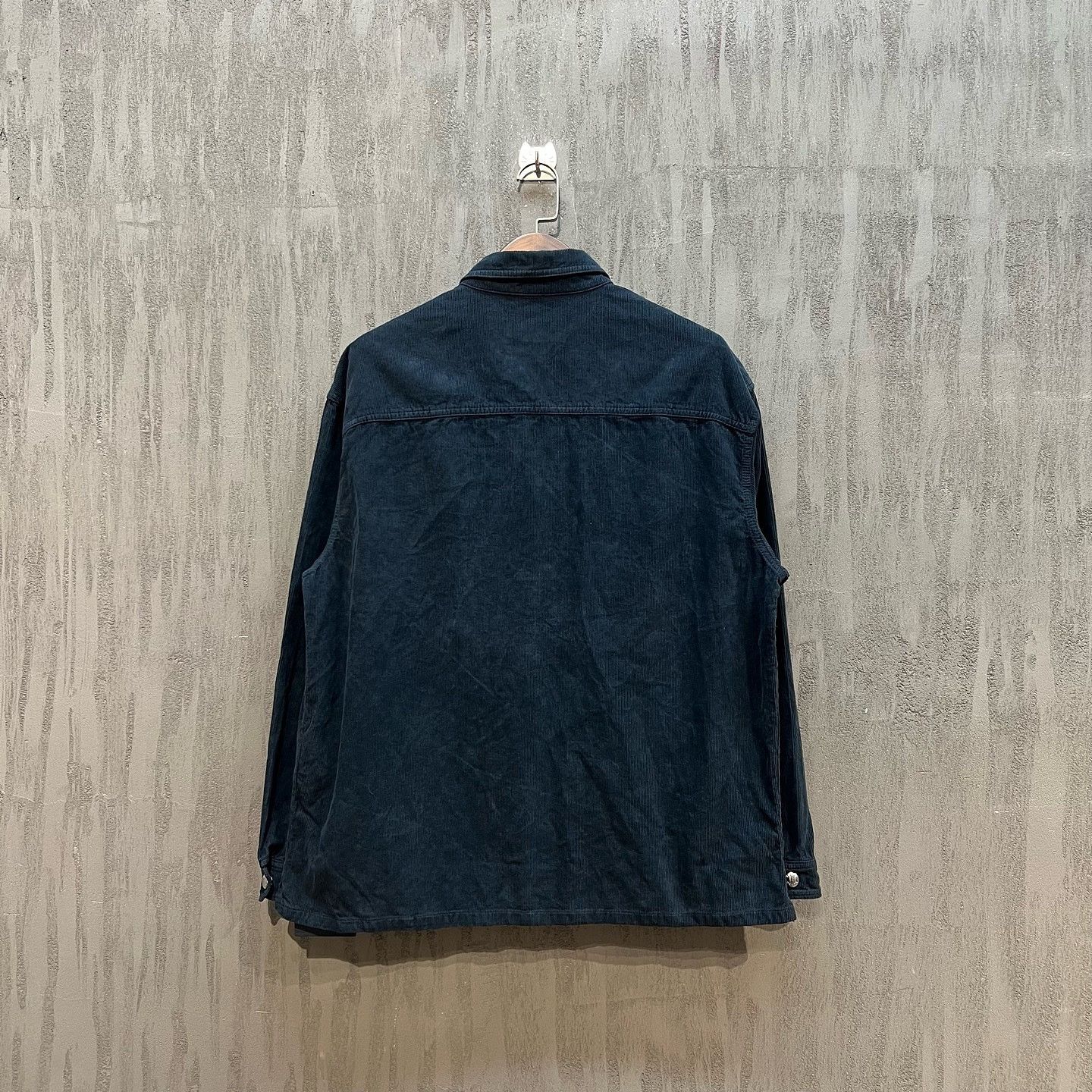 Prada Prada Corduroy Triangle Logo Shirt Size M Size US M / EU 48-50 / 2 - 2 Thumbnail