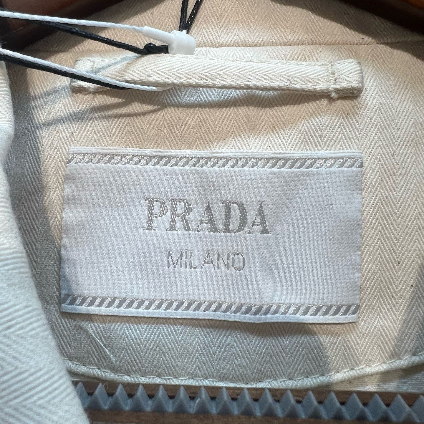 Prada Prada Logo Patch Zip-Up Jacket Size M Size US M / EU 48-50 / 2 - 3 Thumbnail