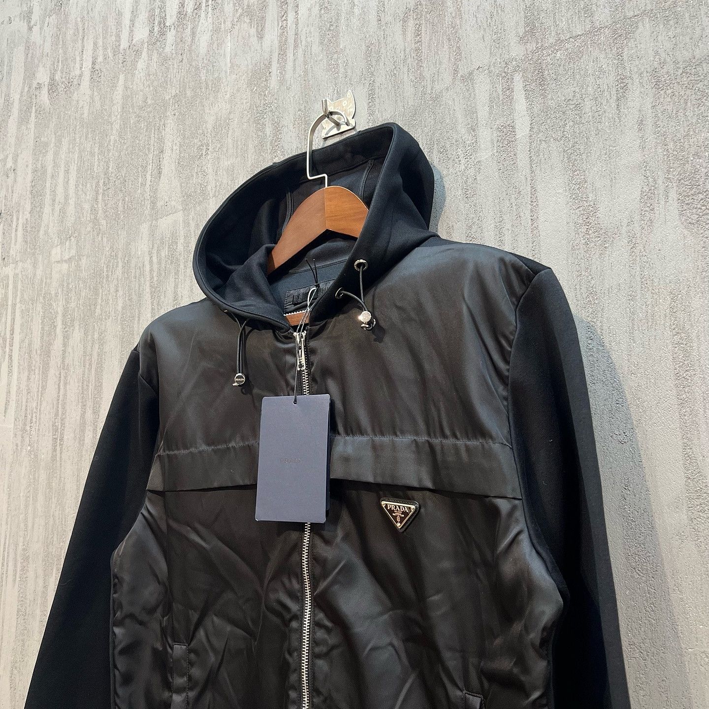 Prada Prada Logo Zip Hoodie Jacket Size M Size US M / EU 48-50 / 2 - 5 Thumbnail