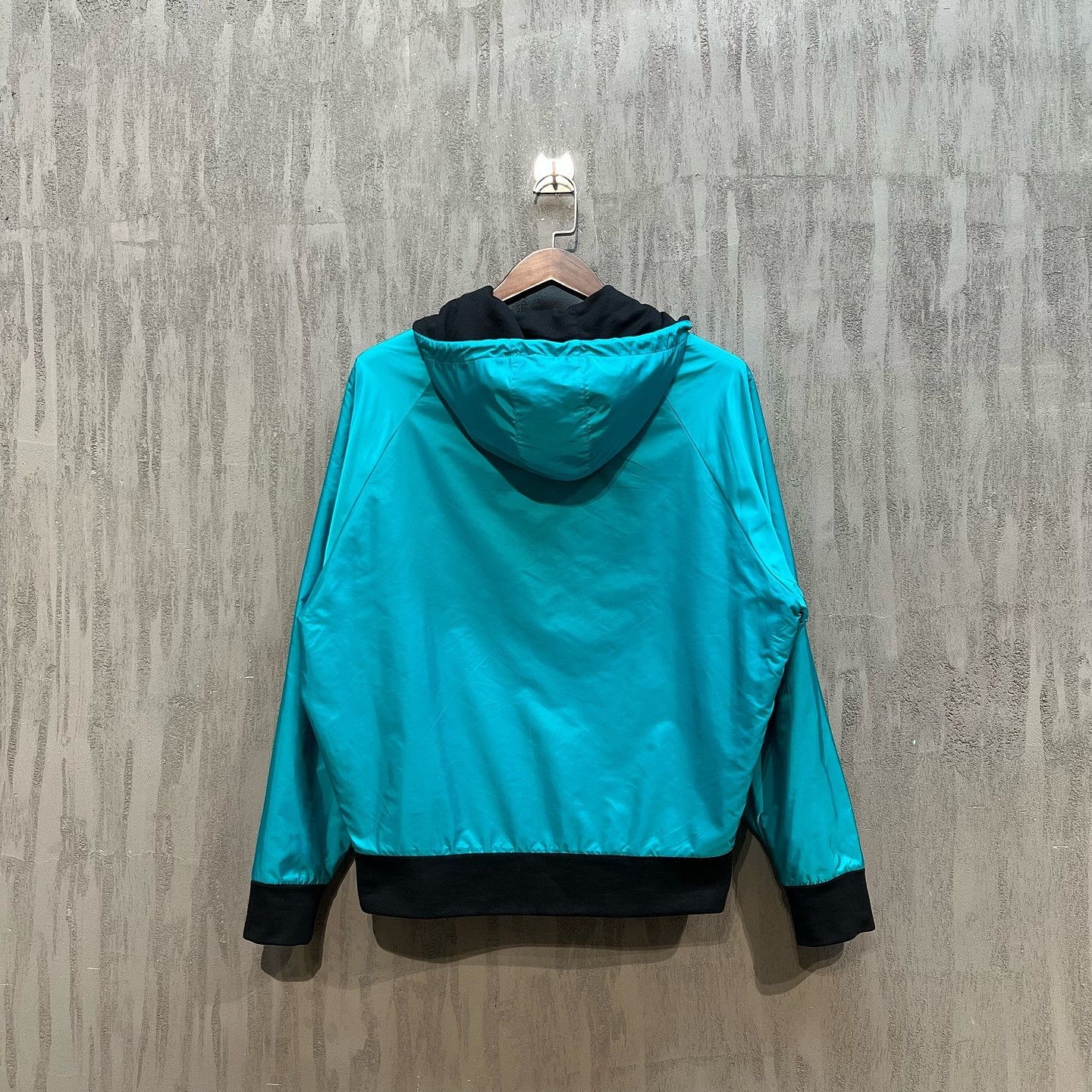 Prada Prada Reversible Logo Zip Hoodie Size S Size US S / EU 44-46 / 1 - 8 Thumbnail