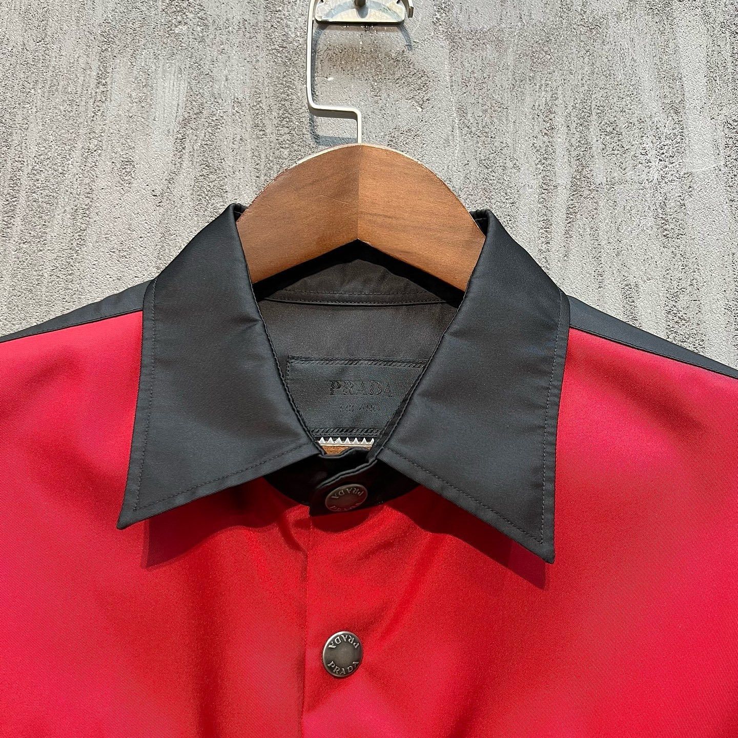 Prada Prada Two-Tone Snap Jacket Size XL Size US XL / EU 56 / 4 - 7 Thumbnail