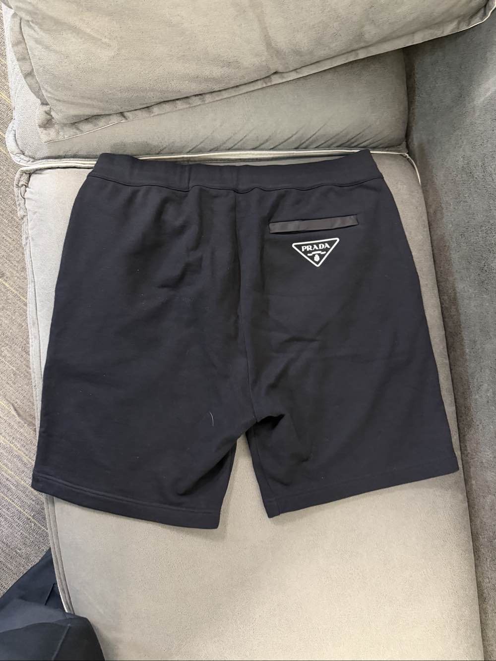 Prada Prada Logo Patch Sweatshorts Size XXL Size US 38 / EU 54 - 2 Thumbnail