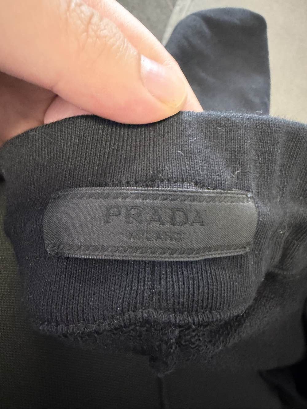 Prada Prada Logo Patch Sweatshorts Size XXL Size US 38 / EU 54 - 3 Thumbnail