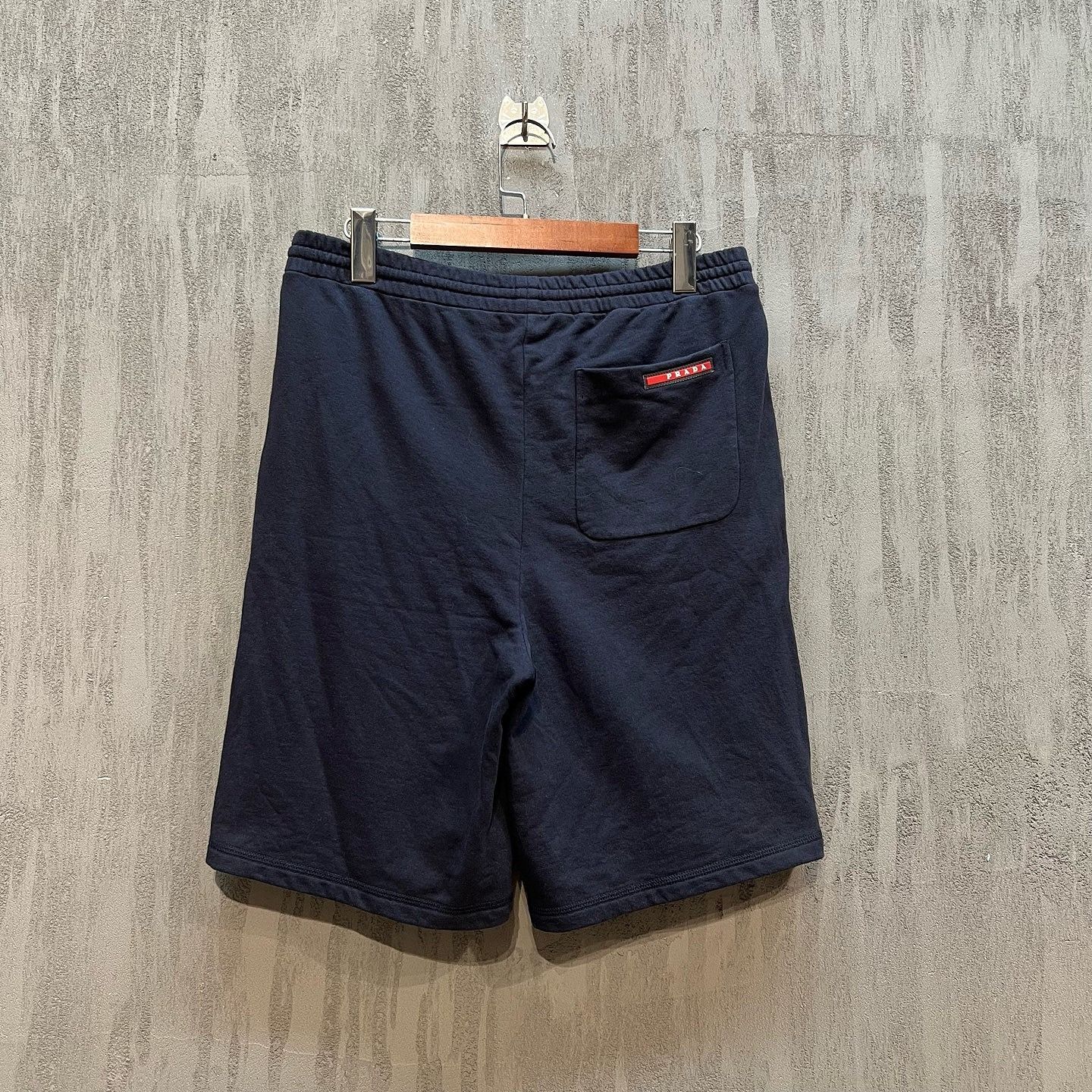 Prada Prada Logo Patch Cotton Shorts Size M Size US 32 / EU 48 - 2 Thumbnail
