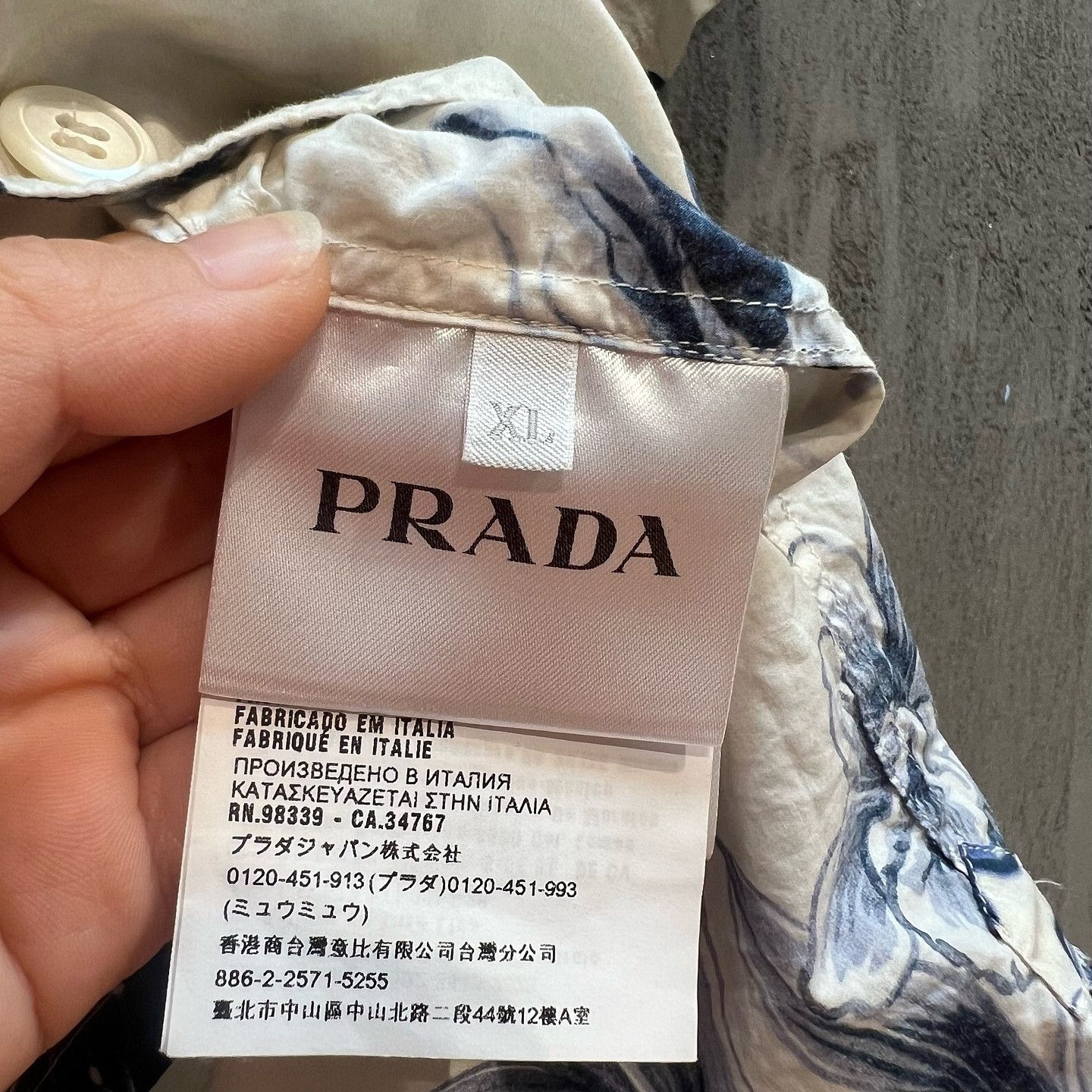 Prada Prada Floral Wave Print Shirt Size XL Size US XL / EU 56 / 4 - 4 Thumbnail
