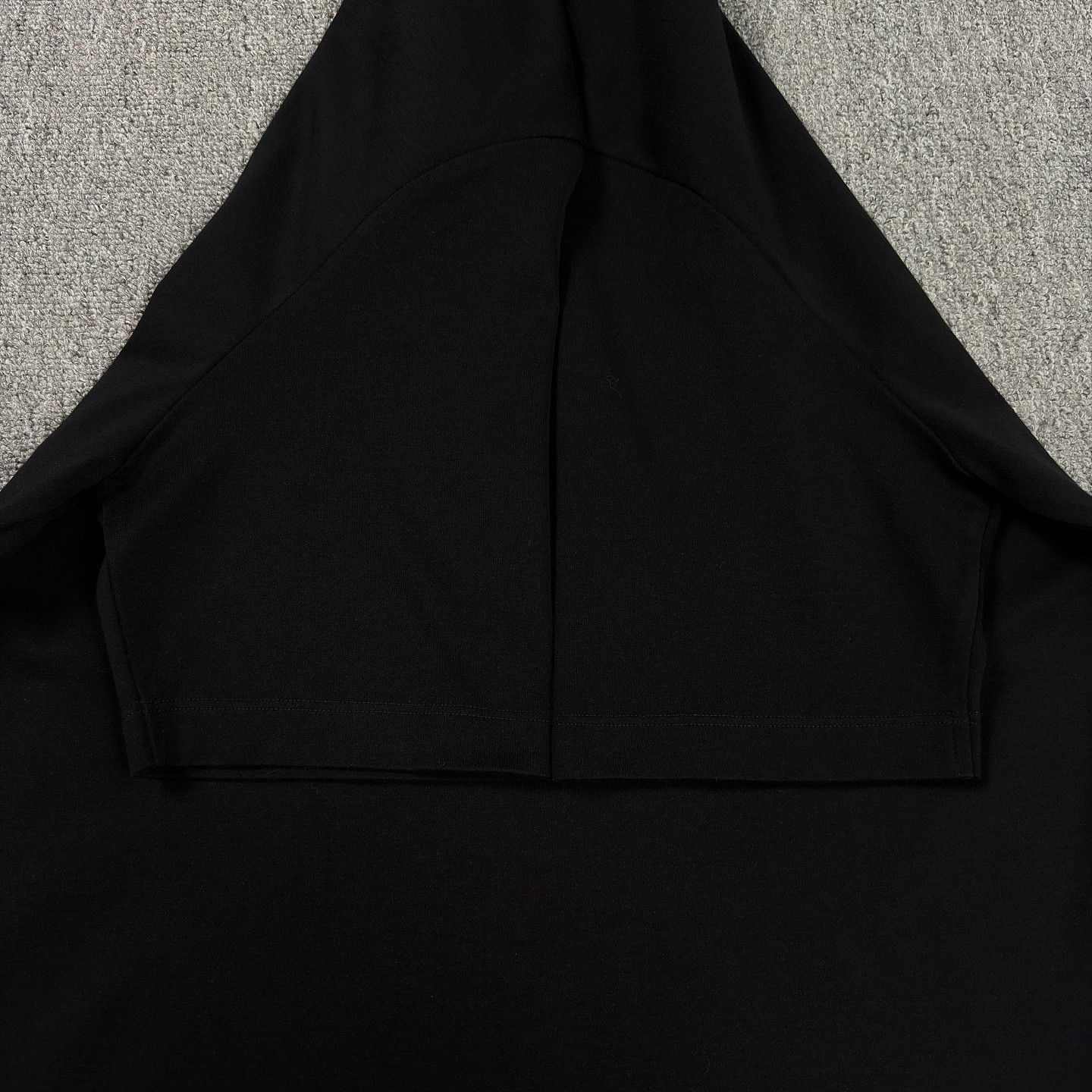 Prada Prada Enamel Logo T-Shirt Size S Size US S / EU 44-46 / 1 - 6 Thumbnail