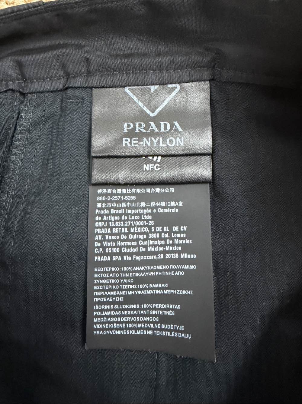 Prada Prada Re-Nylon Logo Casual Pants Size 32 Size US 32 / EU 48 - 4 Thumbnail