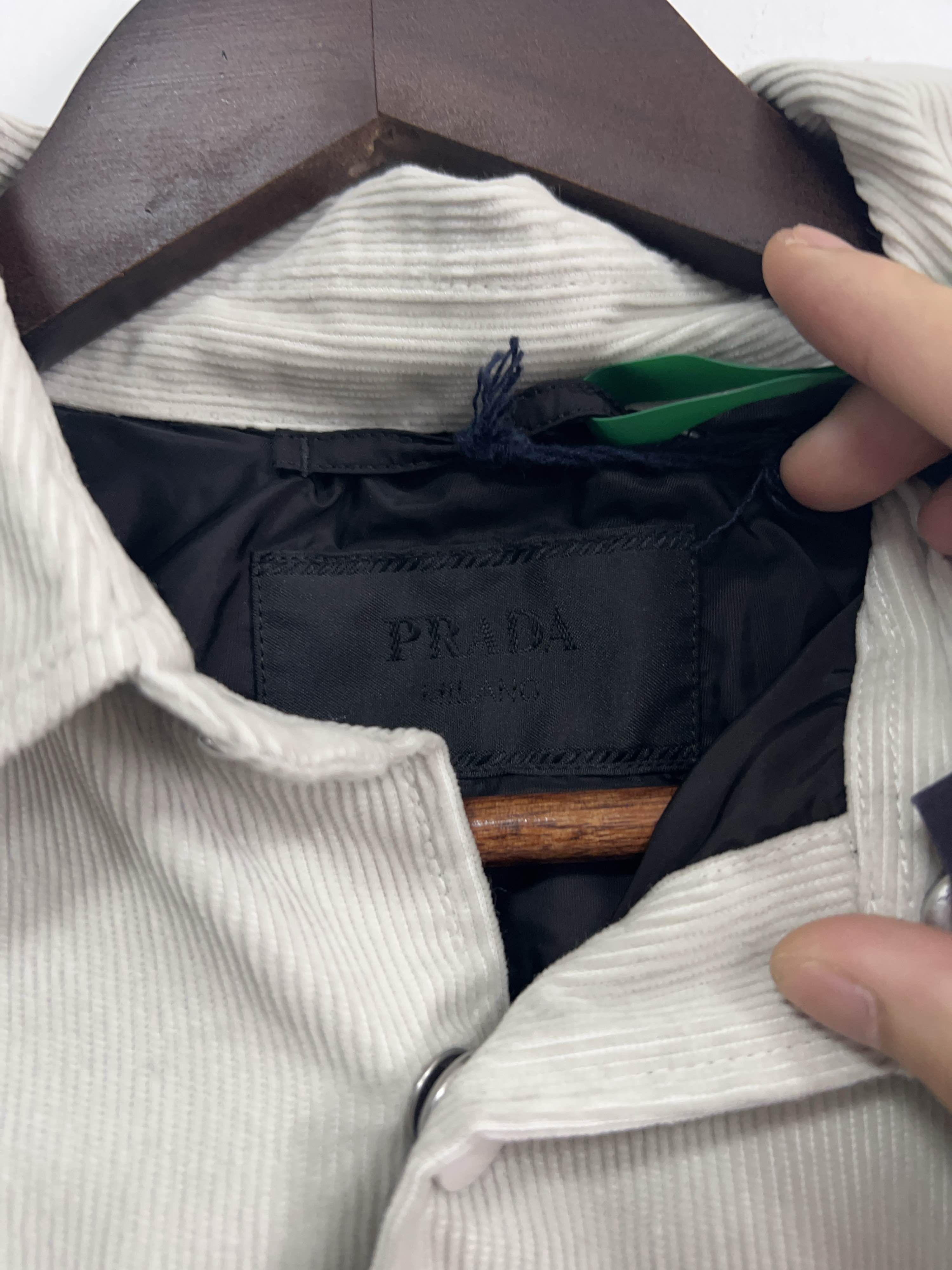 Prada Prada Corduroy Logo Patch Shirt Jacket Size S Size US S / EU 44-46 / 1 - 3 Thumbnail