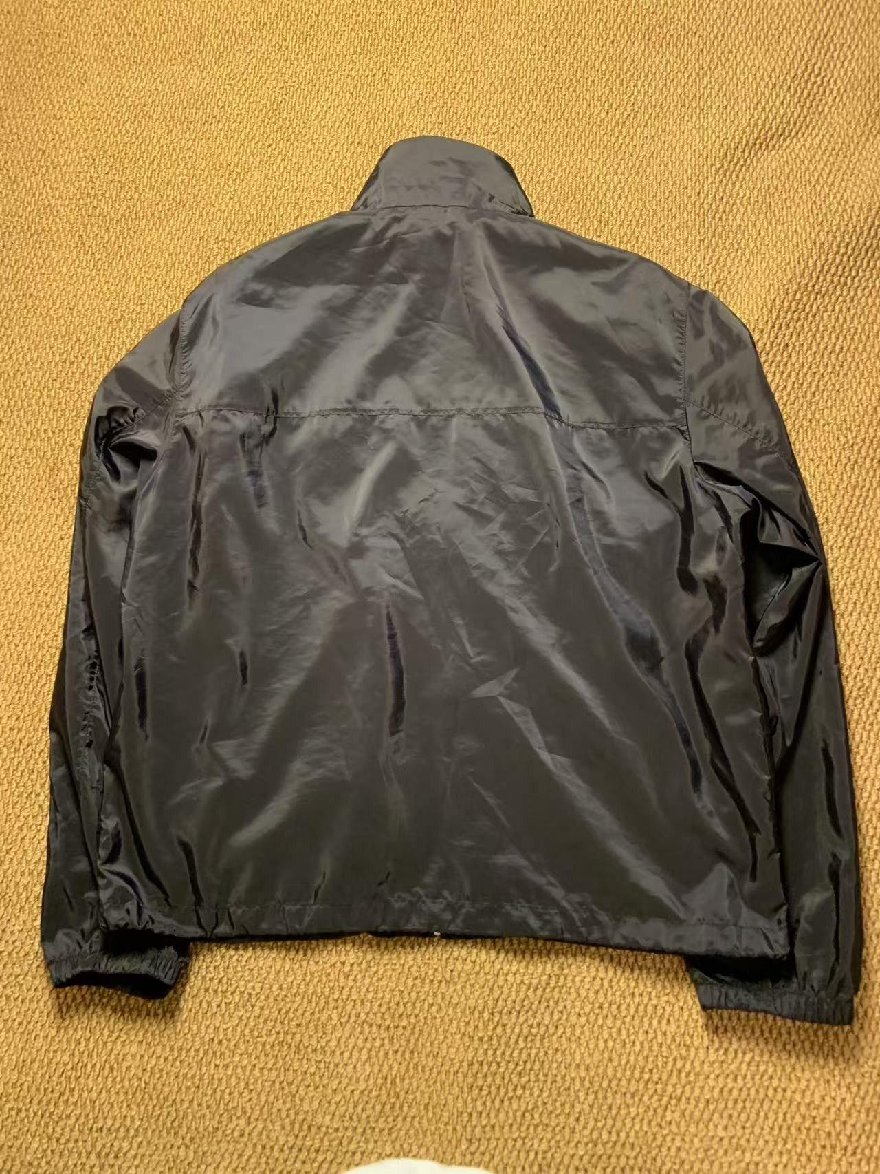 Prada Prada Triangle Logo Windbreaker Size XXL Size US XXL / EU 58 / 5 - 2 Thumbnail