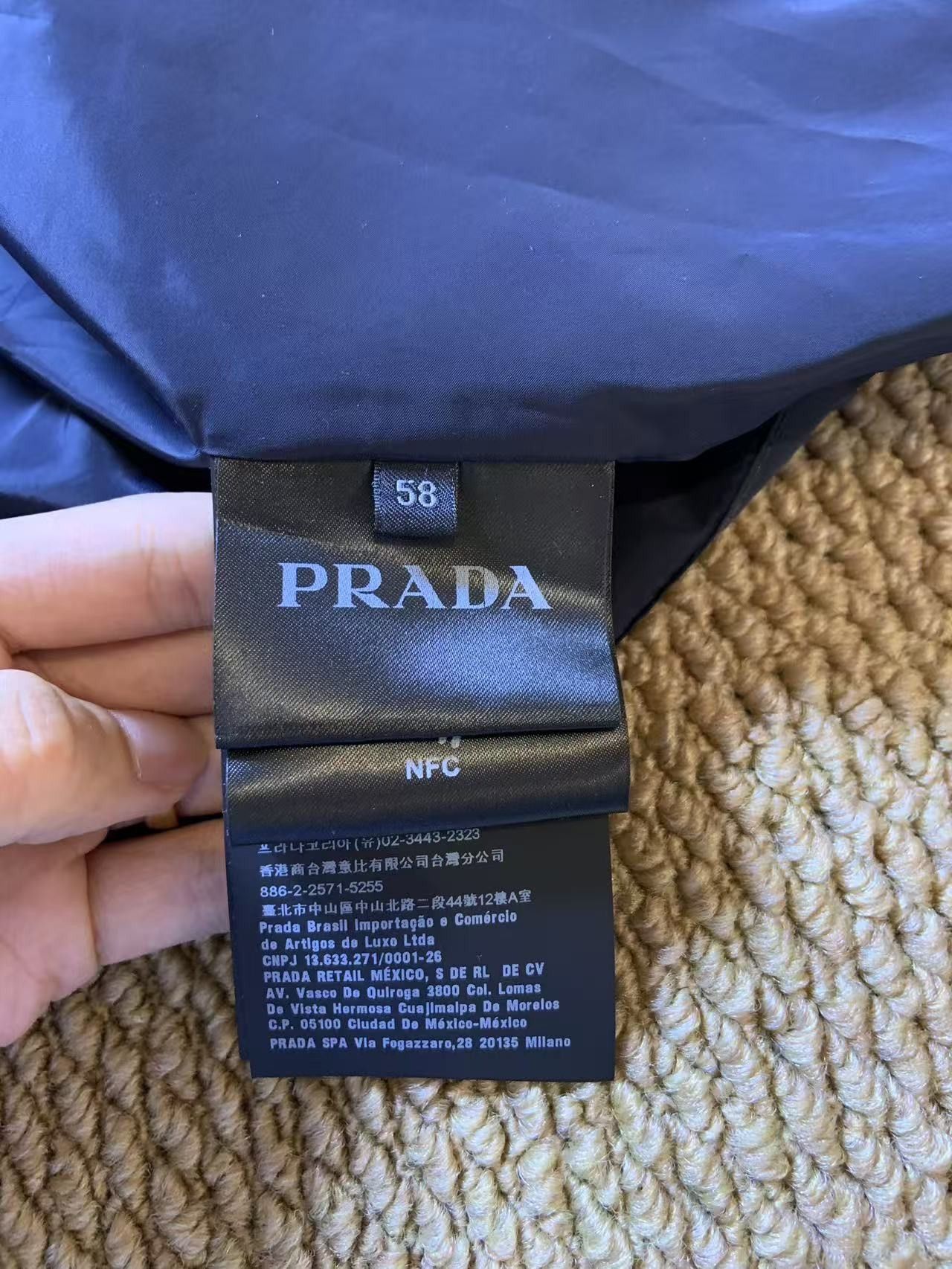 Prada Prada Triangle Logo Windbreaker Size XXL Size US XXL / EU 58 / 5 - 4 Thumbnail