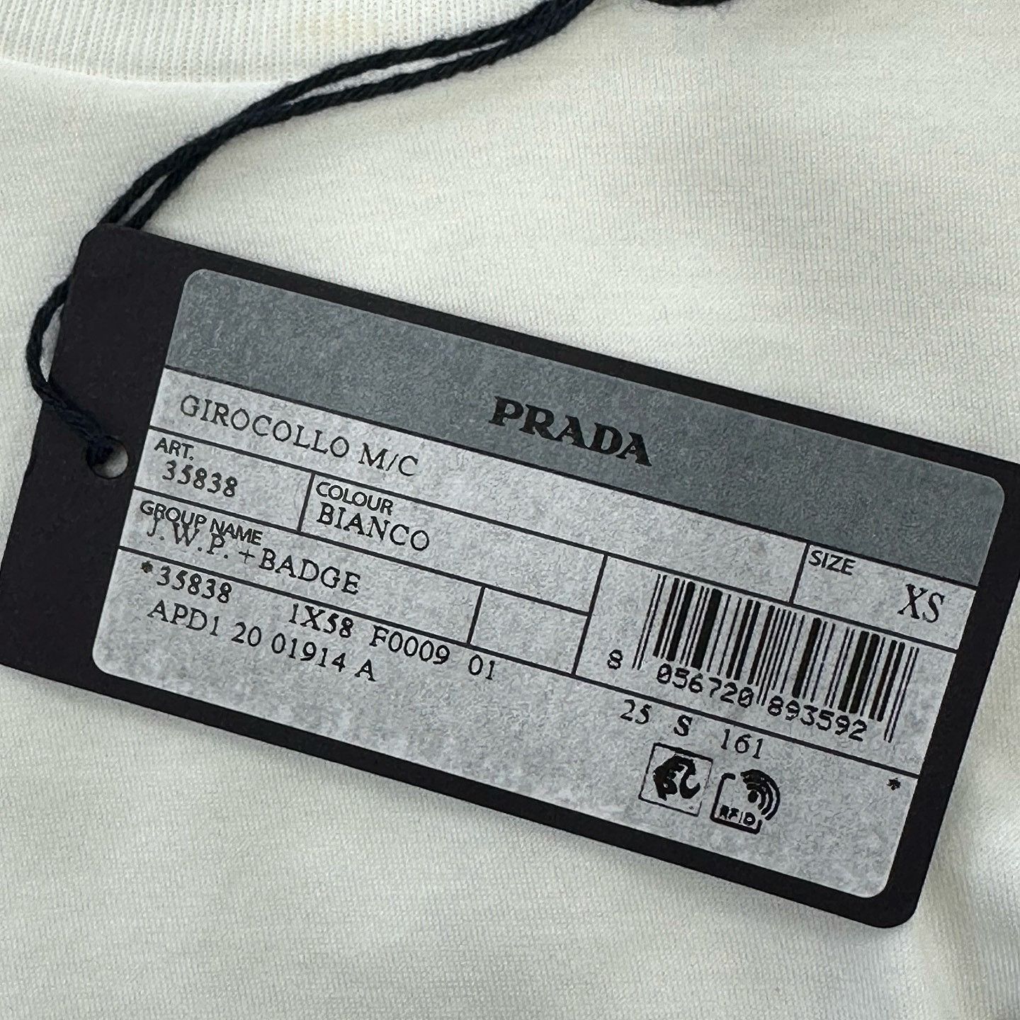 Prada Prada Logo Patch Short Sleeve T-Shirt Size XS Size XS / US 0-2 / IT 36-38 - 5 Thumbnail