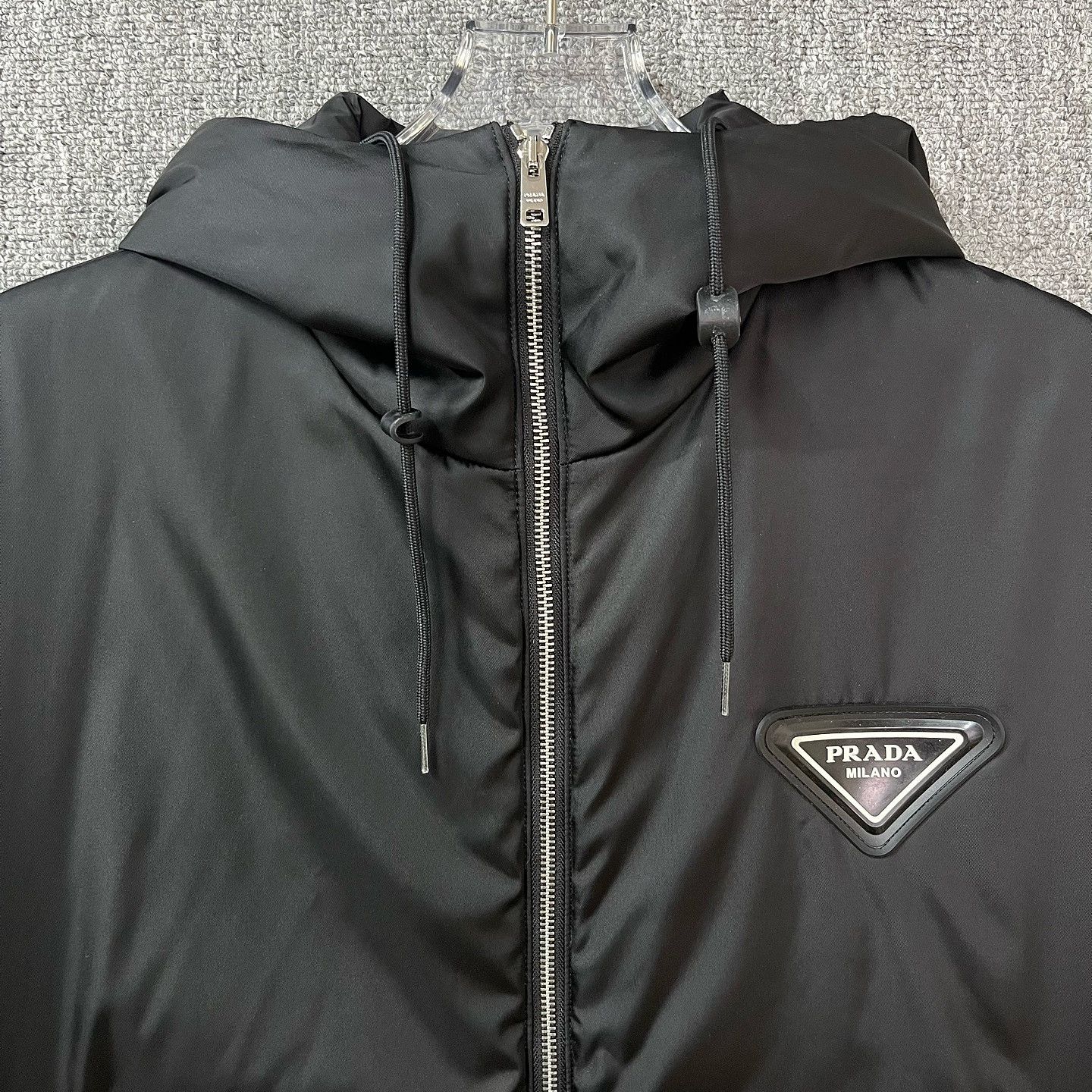 Prada Prada Re-Nylon Logo Hooded Jacket Size 44 Size M / US 6-8 / IT 42-44 - 5 Thumbnail