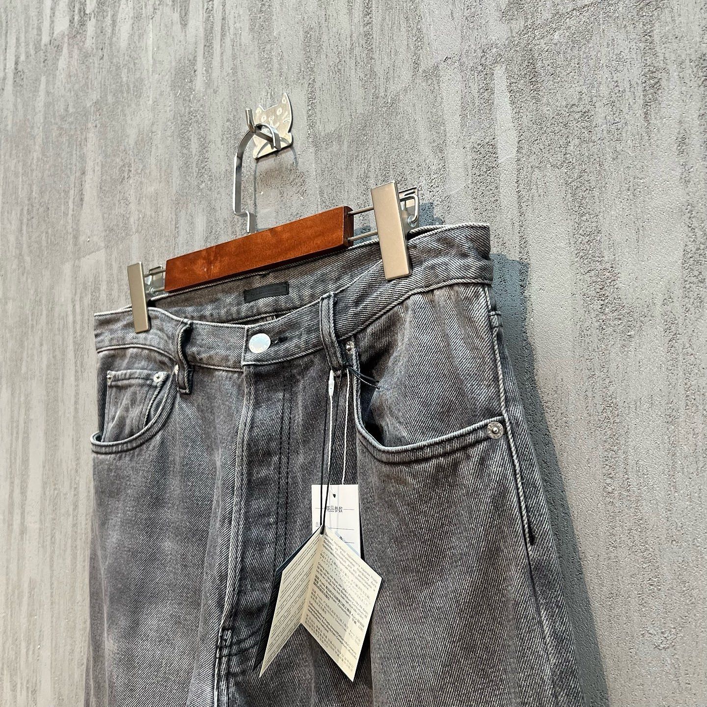 Prada Prada Triangle Logo Washed Denim Jeans Size 31 Size US 31 - 7 Thumbnail