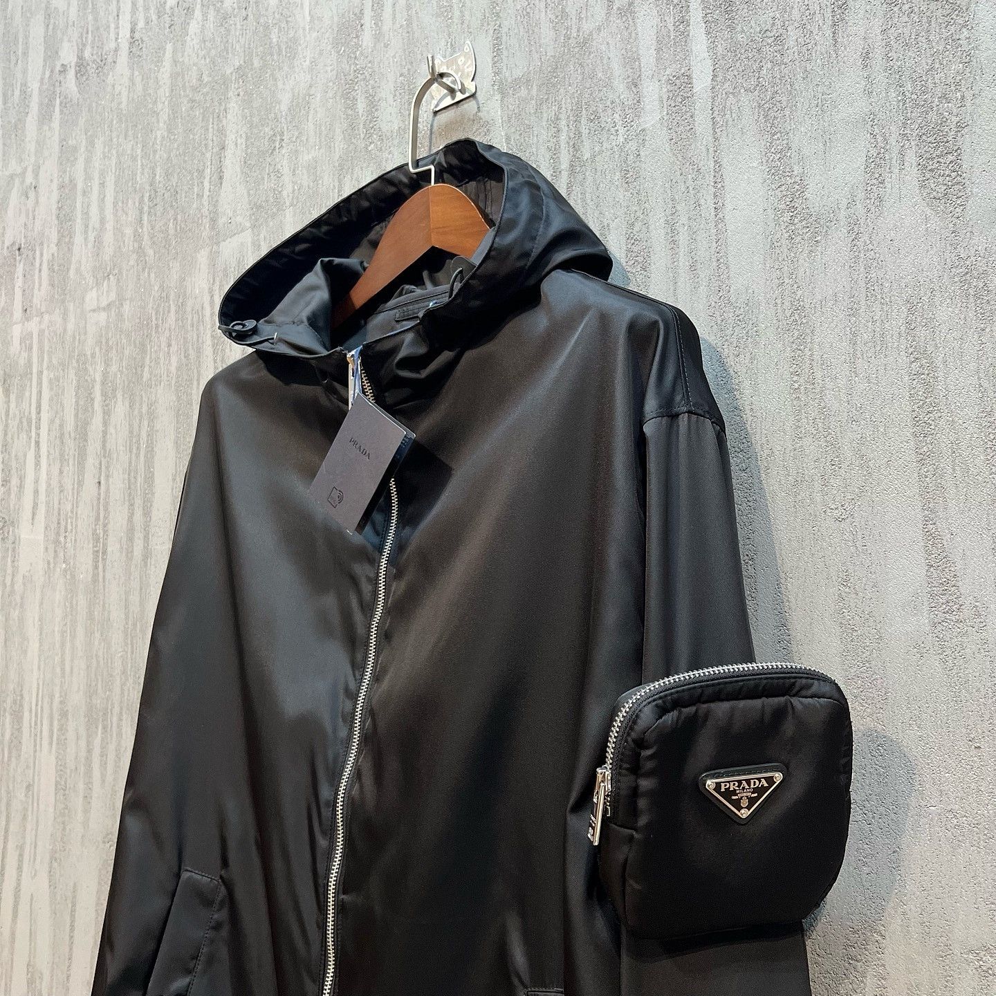 Prada Prada Re-Nylon Hooded Jacket Size L Size US L / EU 52-54 / 3 - 6 Thumbnail