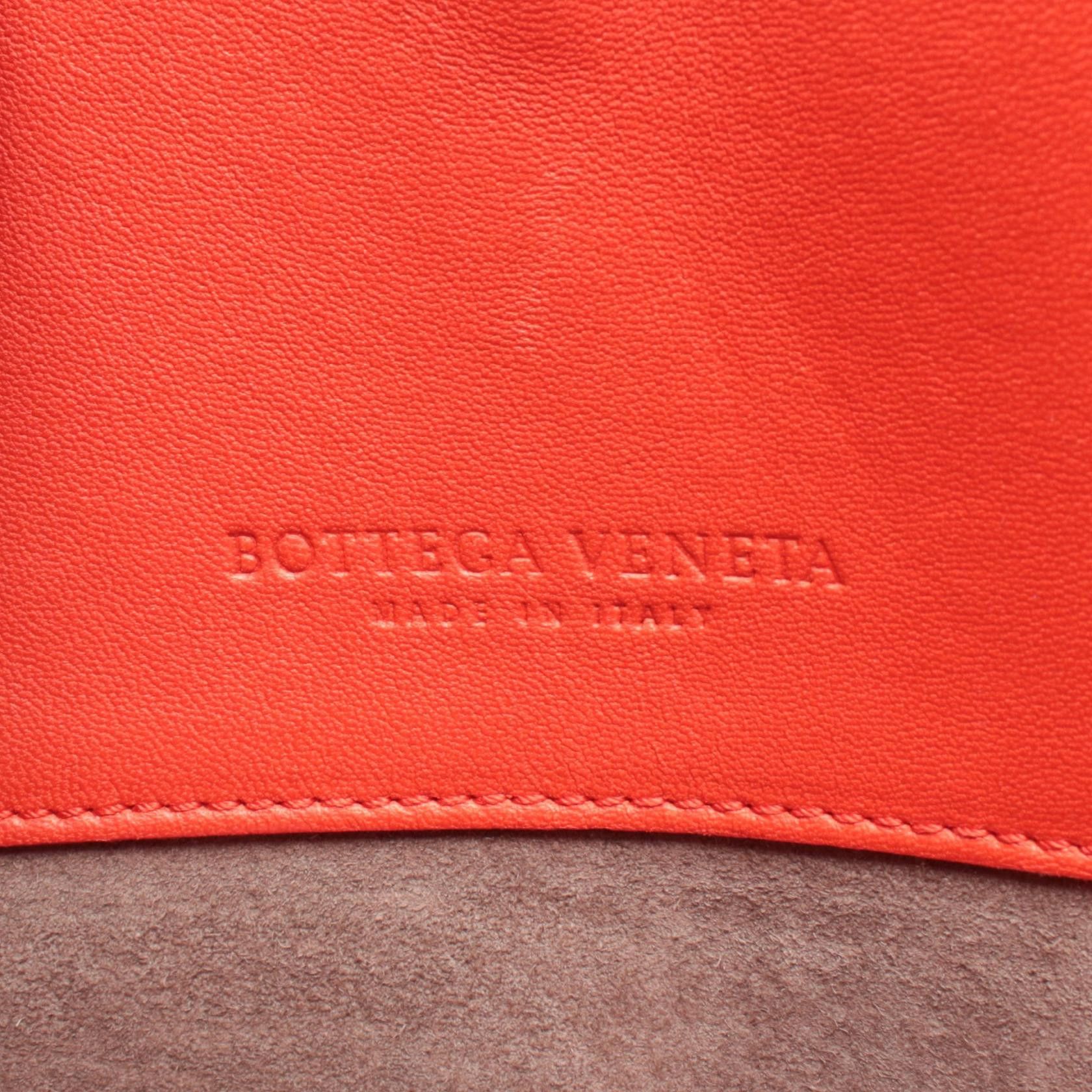 Bottega Veneta Bottega Veneta Bottega Veneta Intrecciato Leather Tote Bag Leather Tote Bag DUTY FREE for USA Size ONE SIZE - 4 Thumbnail