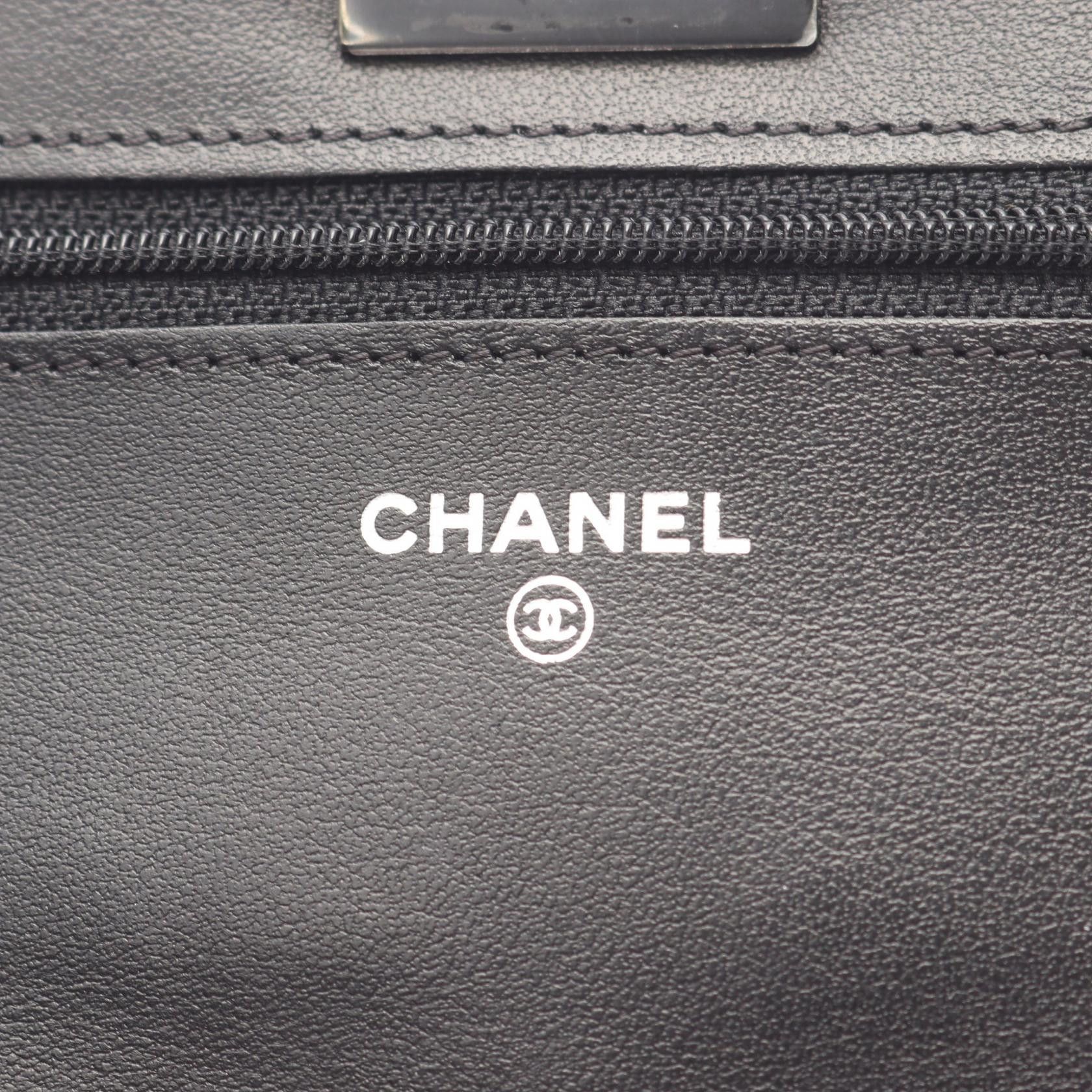Chanel Chanel Chanel 2.55 Patent Leather Shoulder Bag Leather Shoulder Bag DUTY FREE for USA Size ONE SIZE - 4 Thumbnail