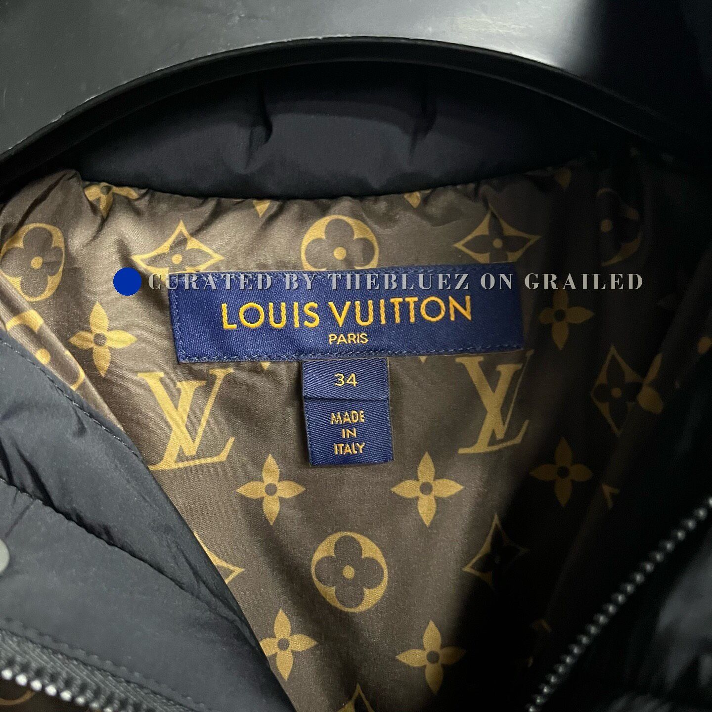 Louis Vuitton Louis Vuitton Logo Hooded Short Jacket Size XXS / US 00 / IT 34 - 4 Thumbnail
