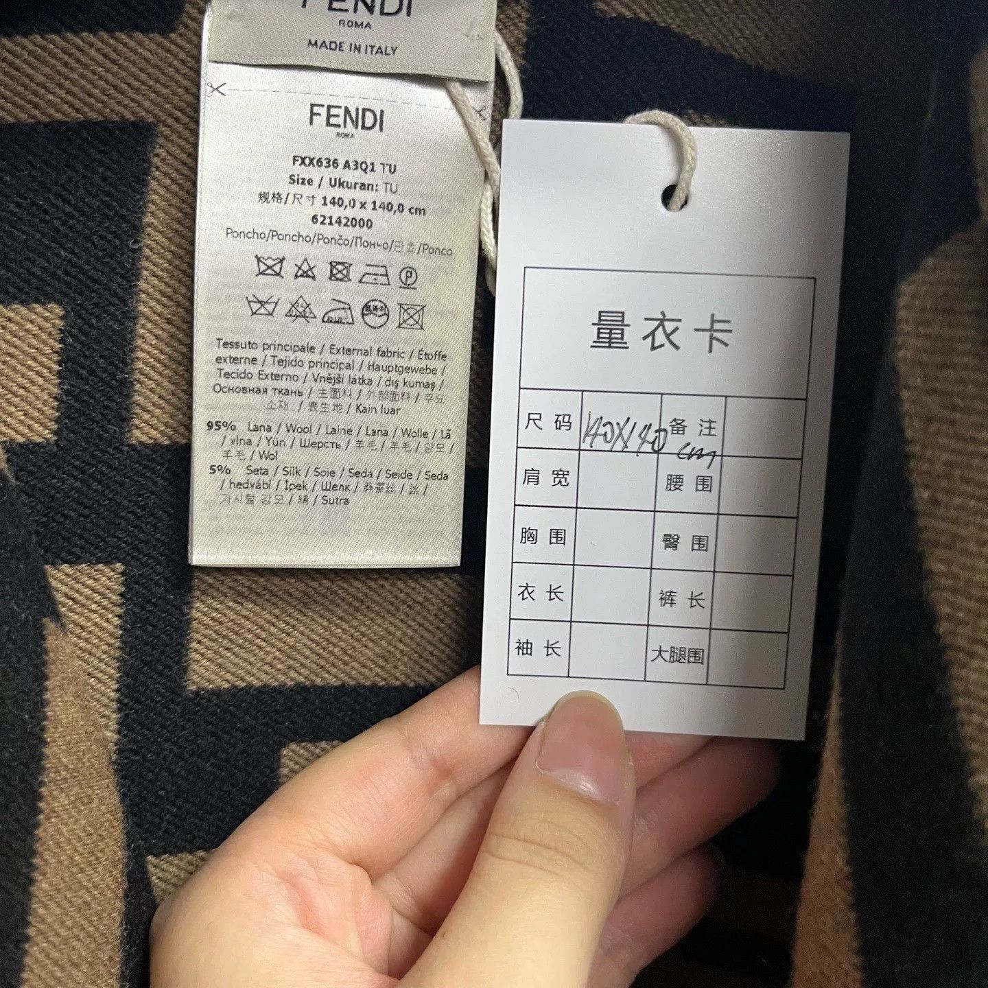 Fendi Fendi FF Pattern Shawl Size ONE SIZE - 4 Thumbnail