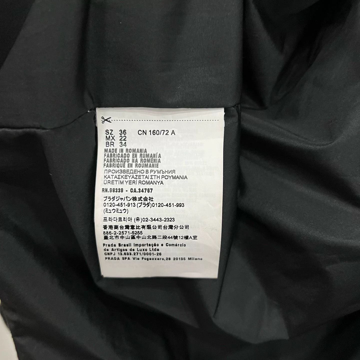 Miu Miu Miumiu Black Logo Print Padded Coat Size XS / US 0-2 / IT 36-38 - 6 Thumbnail