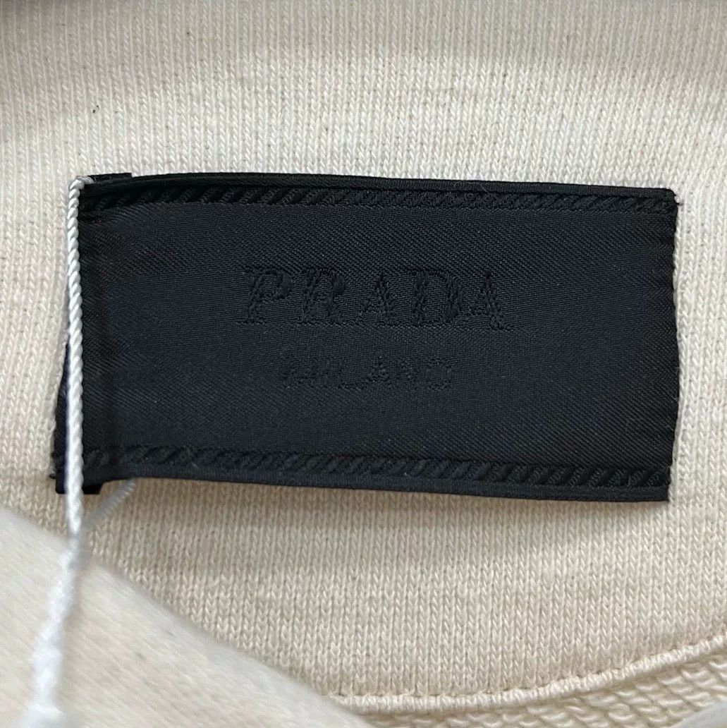 Prada Prada New Triangle Logo Hoodie Size US XXS / EU 40 - 5 Thumbnail