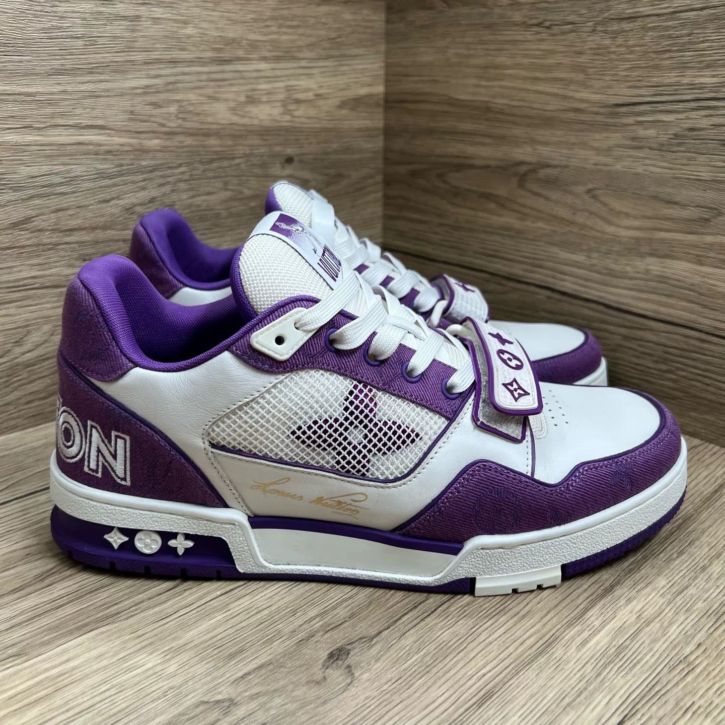 Louis Vuitton Louis Vuitton Trainer White Purple Velcro Sneakers Size US 8.5 / EU 41-42 - 4 Thumbnail