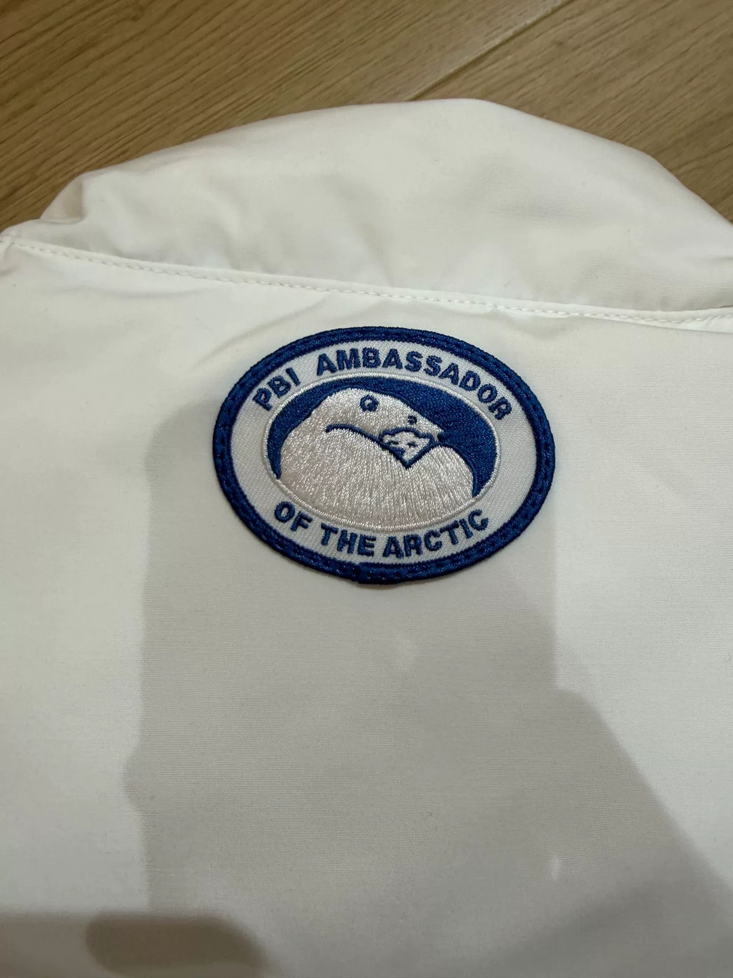 Canada Goose Canada Goose White Down Vest Size L Size US L / EU 52-54 / 3 - 4 Thumbnail