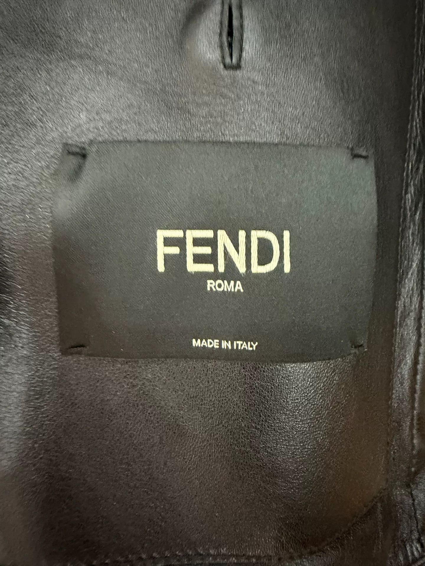Fendi FENDI FF Logo All-Over Print Fur Coat Size 48 Size US M / EU 48-50 / 2 - 3 Thumbnail