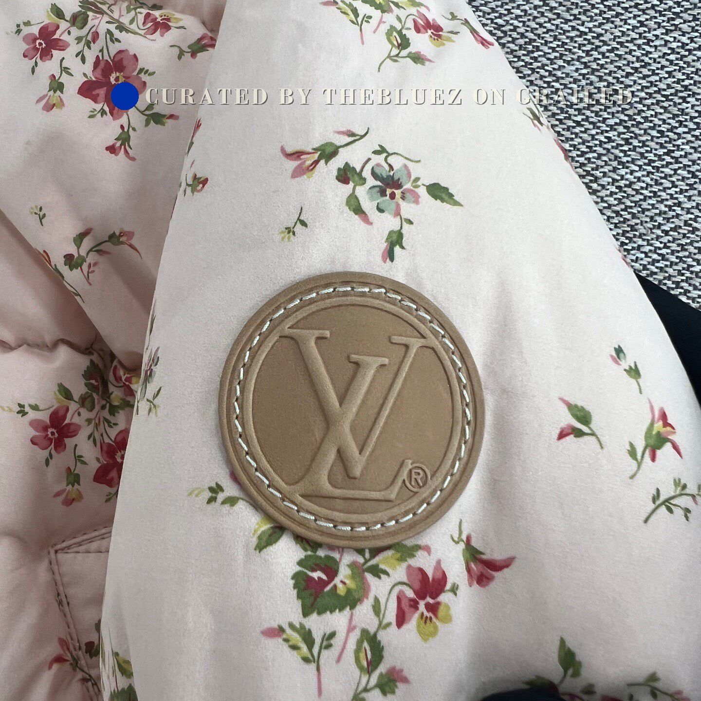 Louis Vuitton Louis Vuitton Floral Ribbed Cuff Short Down Jacket Size XXS / US 00 / IT 34 - 4 Thumbnail
