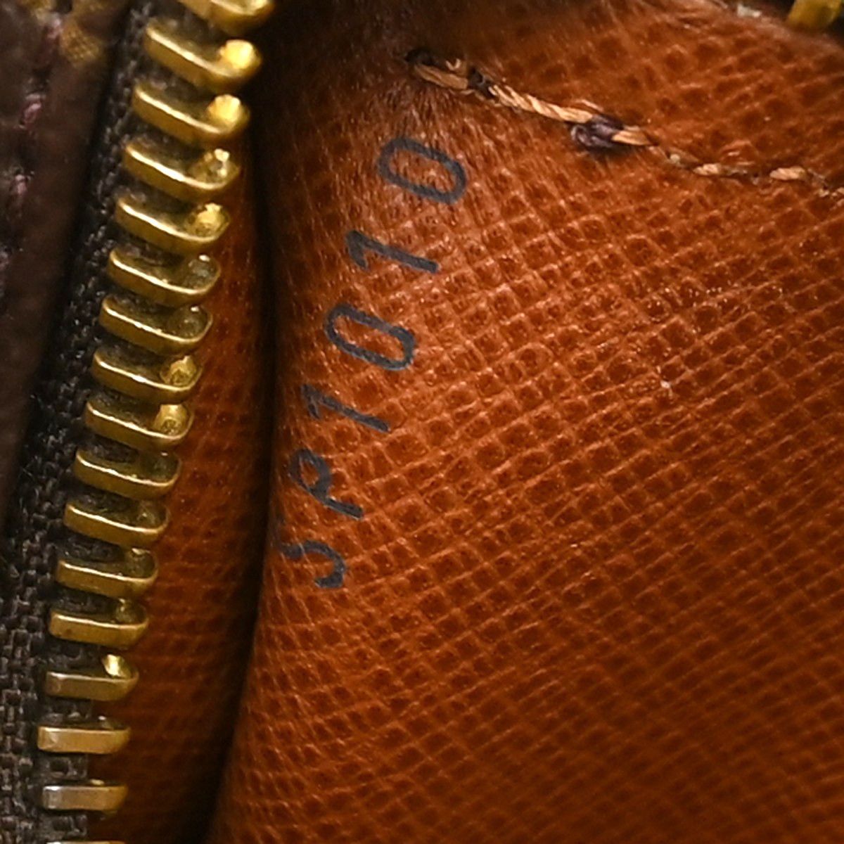 Louis Vuitton Louis Vuitton Papillon Handbag Monogram Canvas Size ONE SIZE - 5 Thumbnail