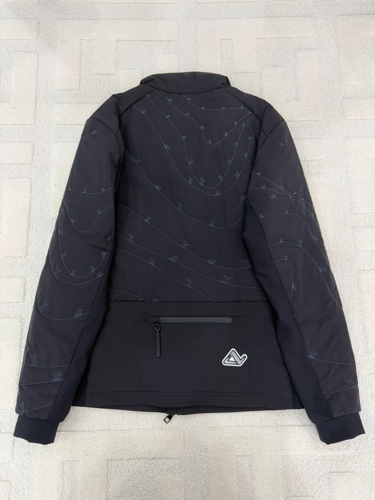 Louis Vuitton Louis Vuitton Black Ski Padded Jacket Size US L / EU 52-54 / 3 - 2 Thumbnail