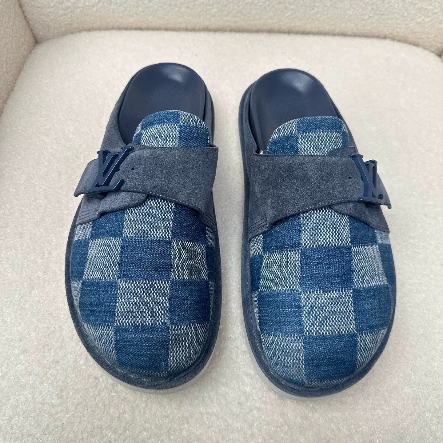 Louis Vuitton Louis Vuitton Easy Checkered Mules Size US 10 / EU 43 - 3 Thumbnail
