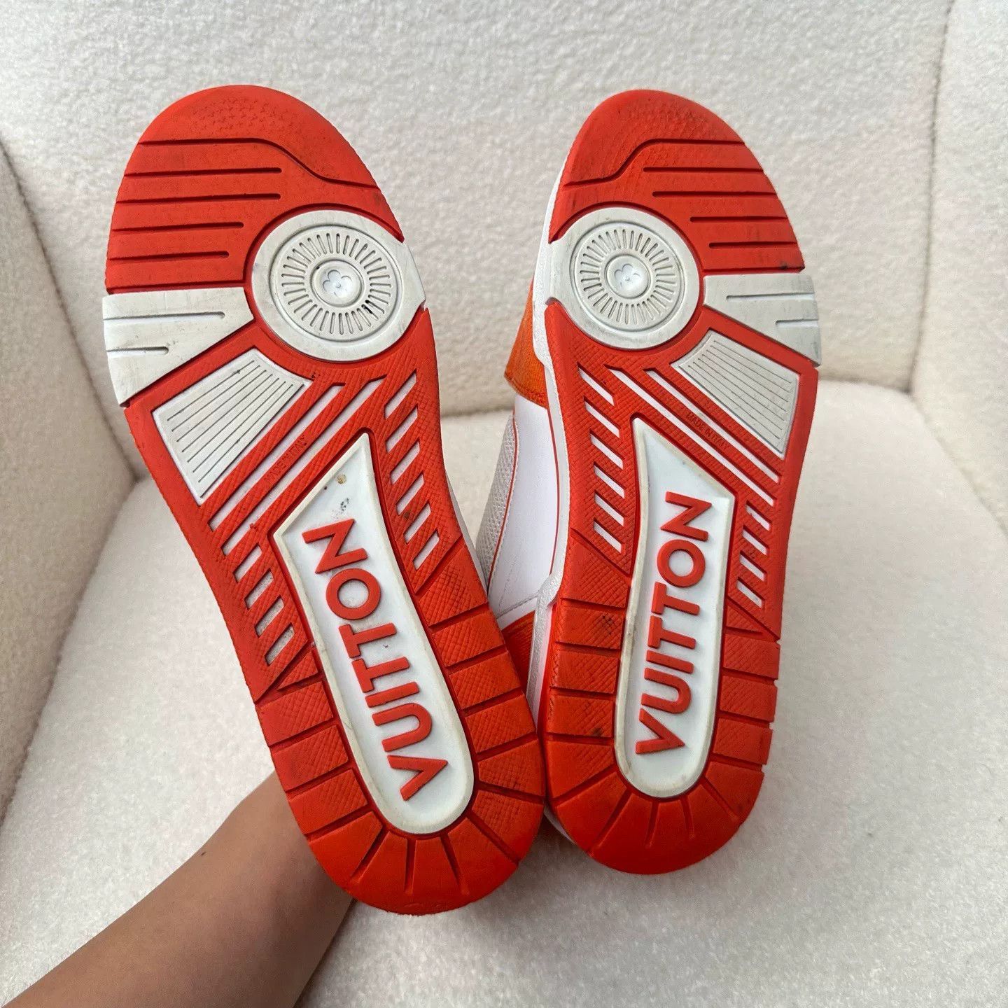 Louis Vuitton LV Trainer White Orange Velcro Monogram Sneakers Size US 8 / EU 41 - 6 Thumbnail