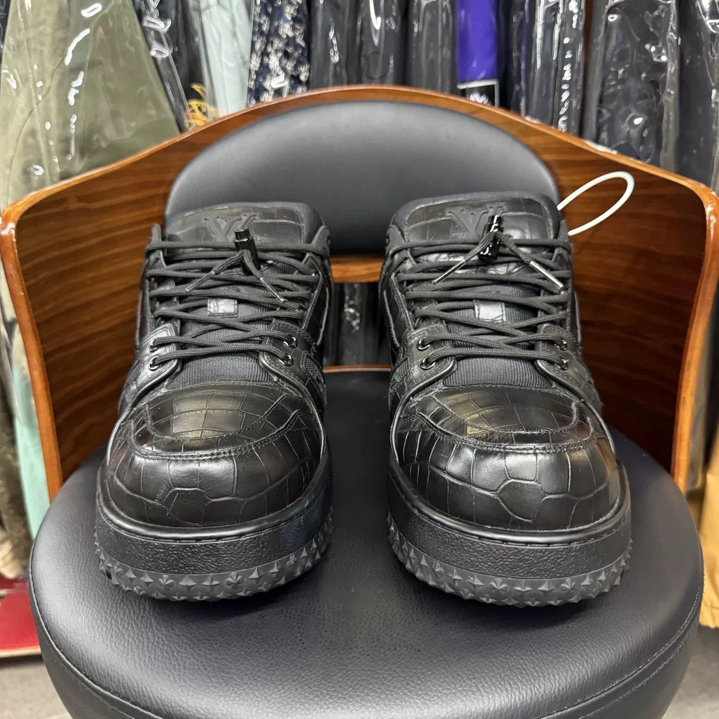 Louis Vuitton LV Trainer Black Alligator Leather Size US 10 / EU 43 - 2 Thumbnail