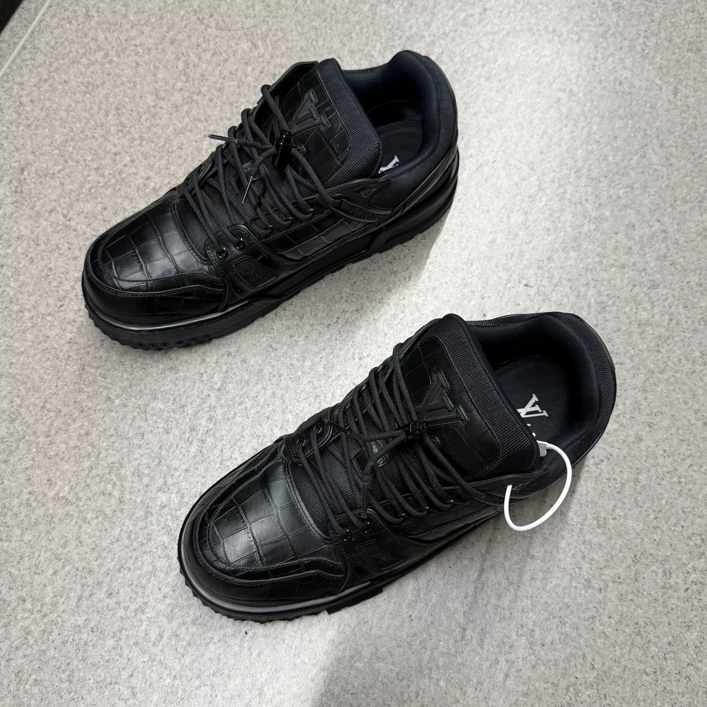 Louis Vuitton LV Trainer Black Alligator Leather Size US 10 / EU 43 - 5 Thumbnail