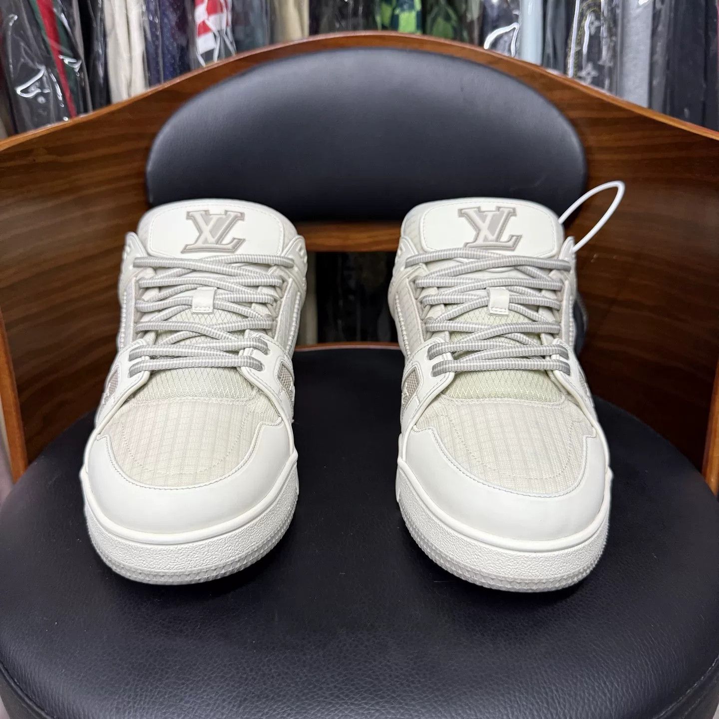 Louis Vuitton Louis Vuitton Trainer SS26 Gray Size US 8 / EU 41 - 2 Thumbnail