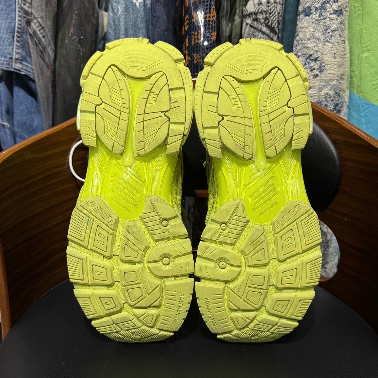 Balenciaga Balenciaga Runner Sneakers Size US 7 / EU 40 - 9 Thumbnail