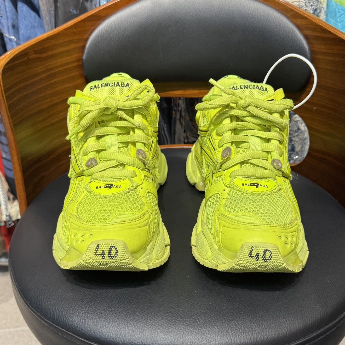Balenciaga Balenciaga Runner Sneakers Size US 7 / EU 40 - 2 Thumbnail