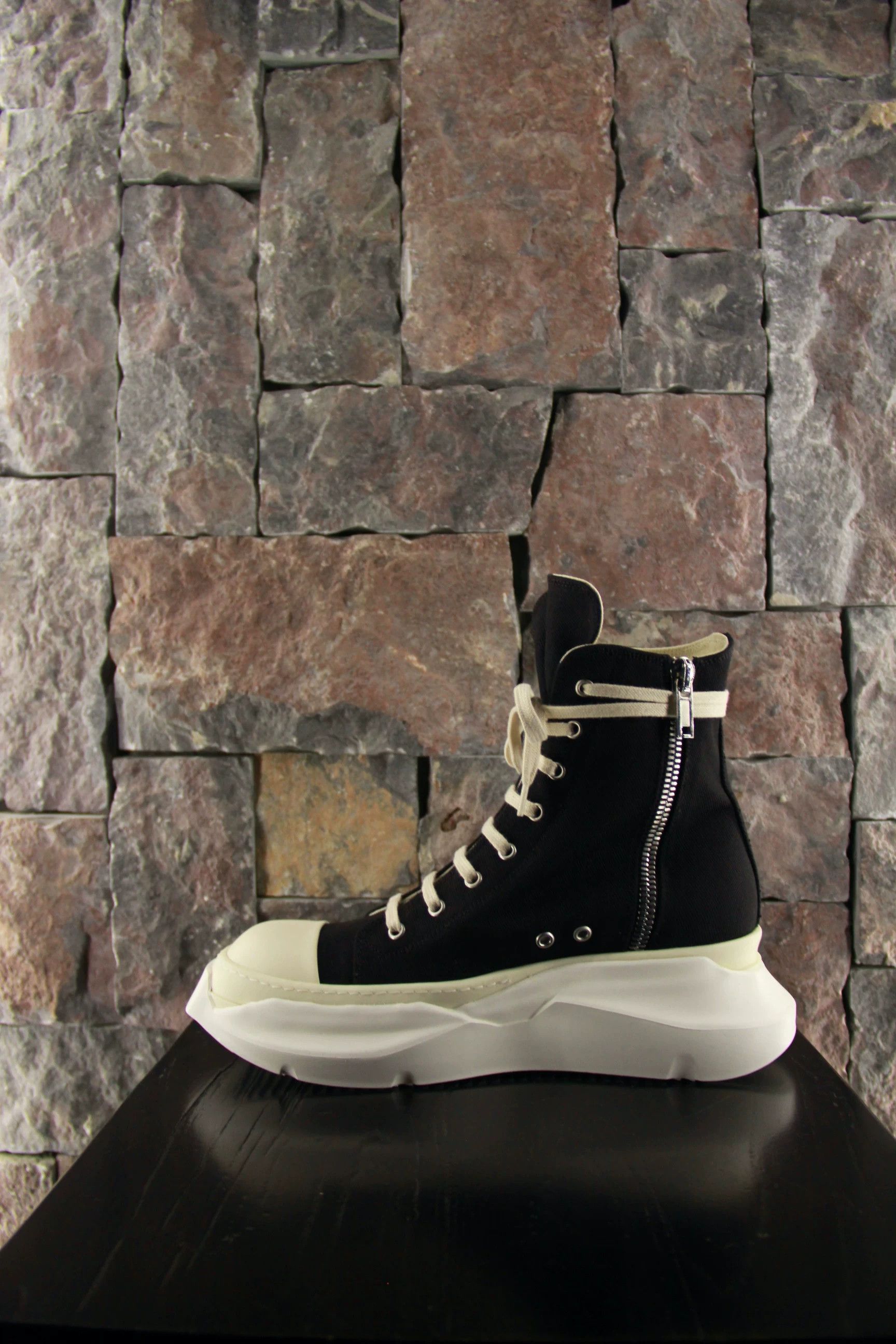 Rick Owens Rick Owens White Hitop Sneakers Women us_6 Size US 6 / IT 36 - 2 Thumbnail
