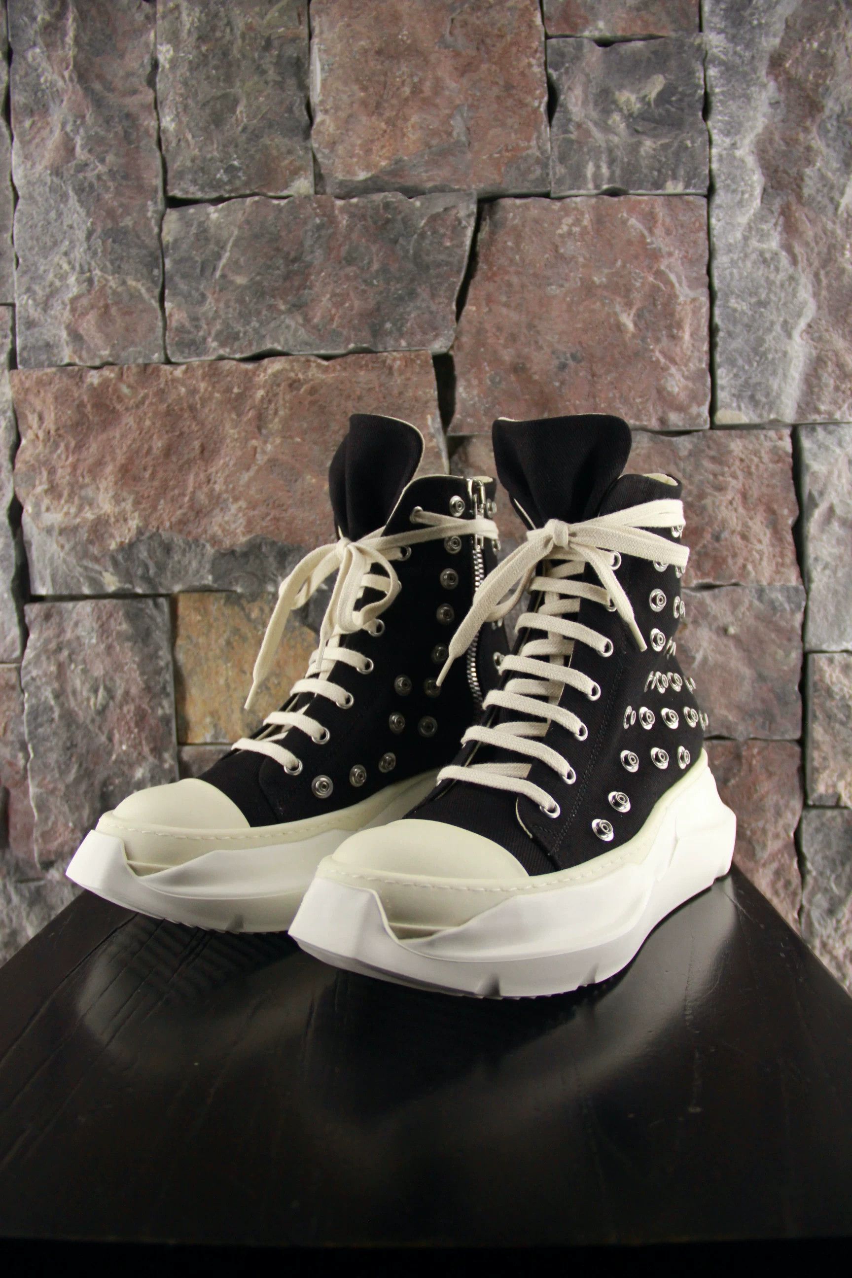Rick Owens Rick Owens Gold Hitop Sneakers Women us_6 Size US 6 / IT 36 - 4 Thumbnail