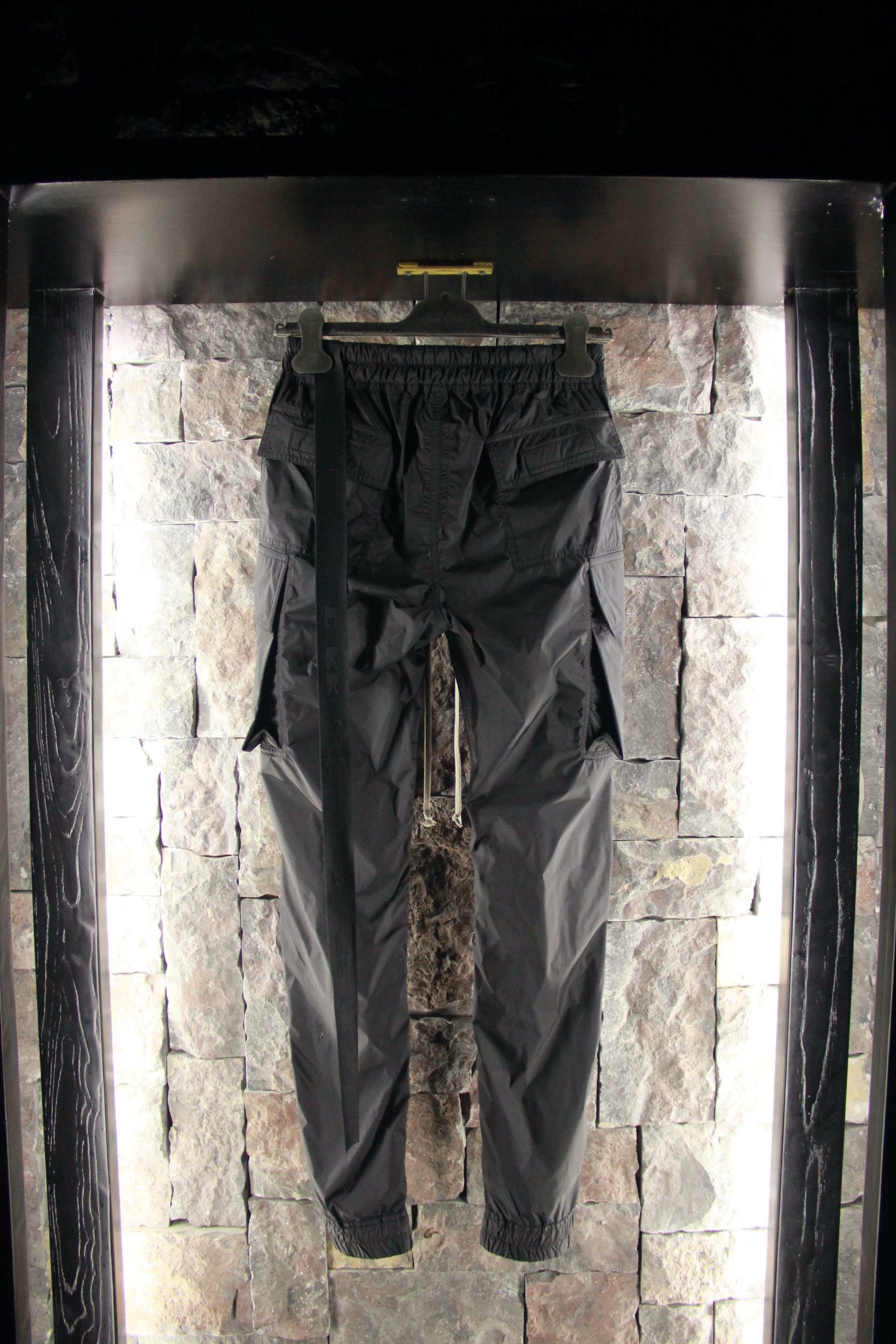 Rick Owens Rick Owens Black Casual Pants Men 28 Size US 28 / EU 44 - 2 Thumbnail