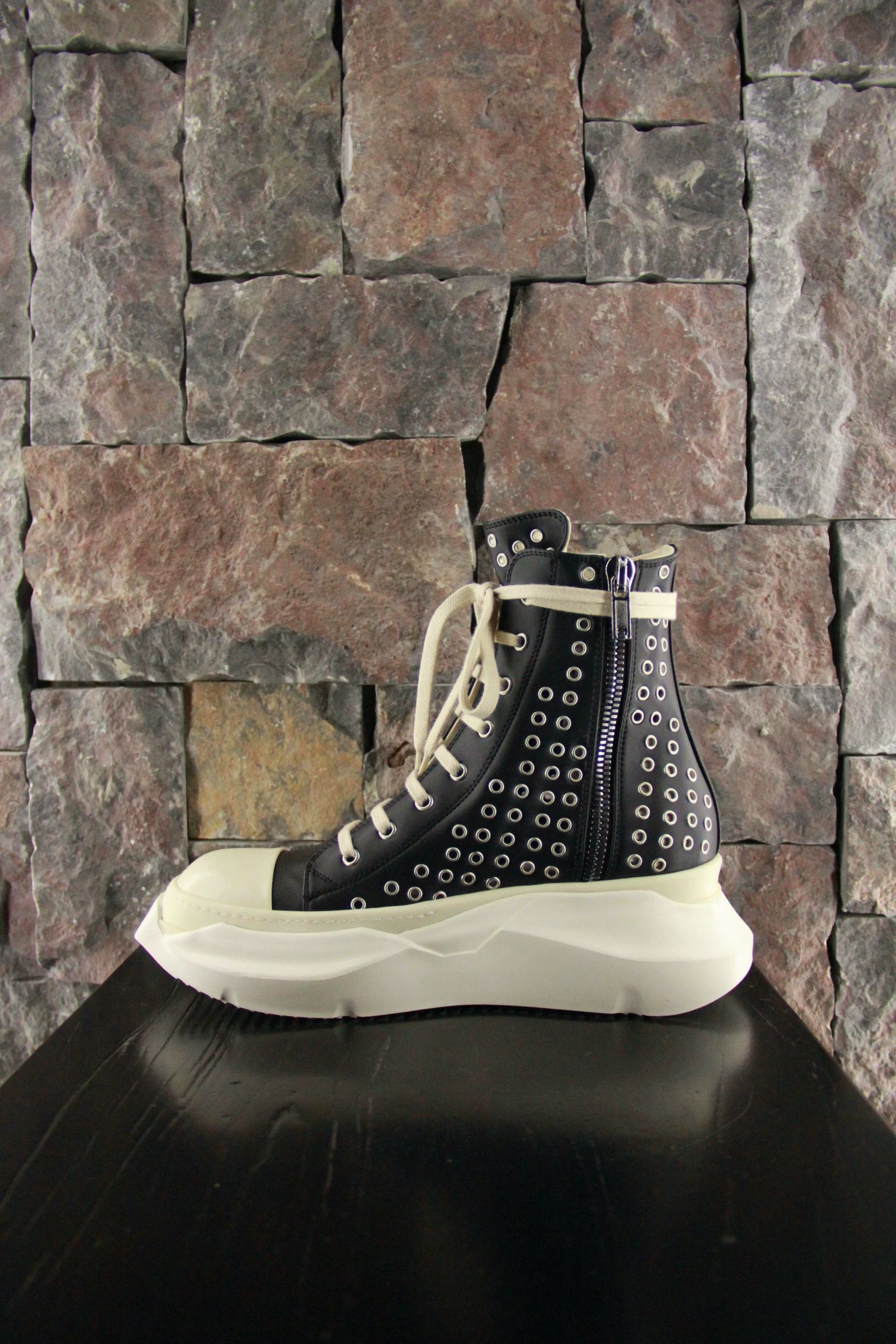Rick Owens Rick Owens White Hitop Sneakers Men 8 Size US 8 / EU 41 - 2 Thumbnail
